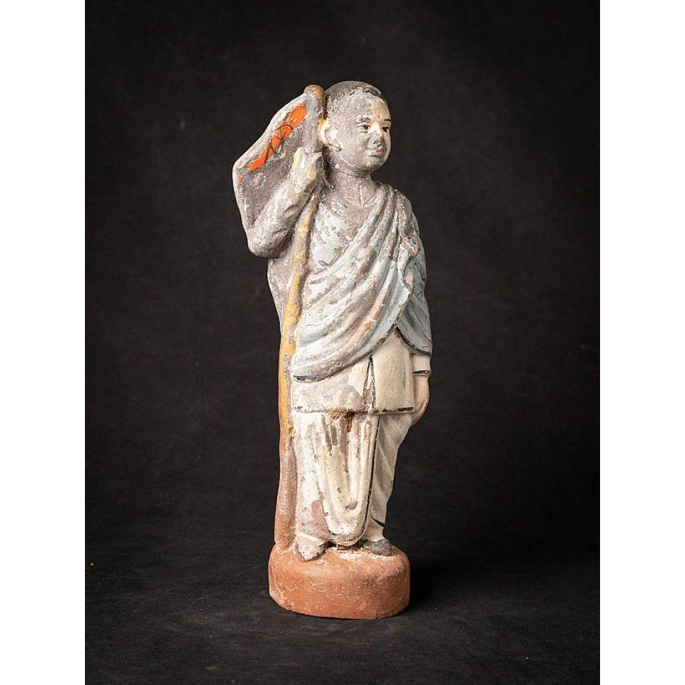 Antique pottery statue of Indian Figure from India For Sale 1