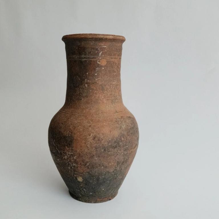 Ukrainian Antique Pottery Vase, Terracotta, Ukraine Early 19th Century For Sale