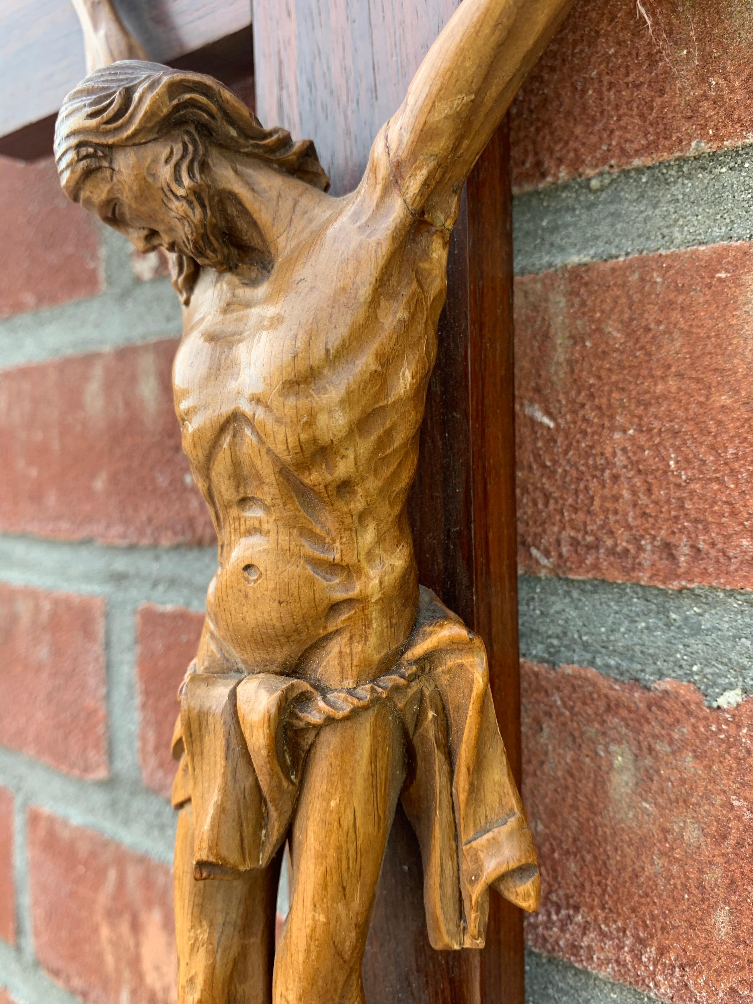 Antique Practical Size, Handcrafted Christ on wooden Cross Home Wall Crucifix 3