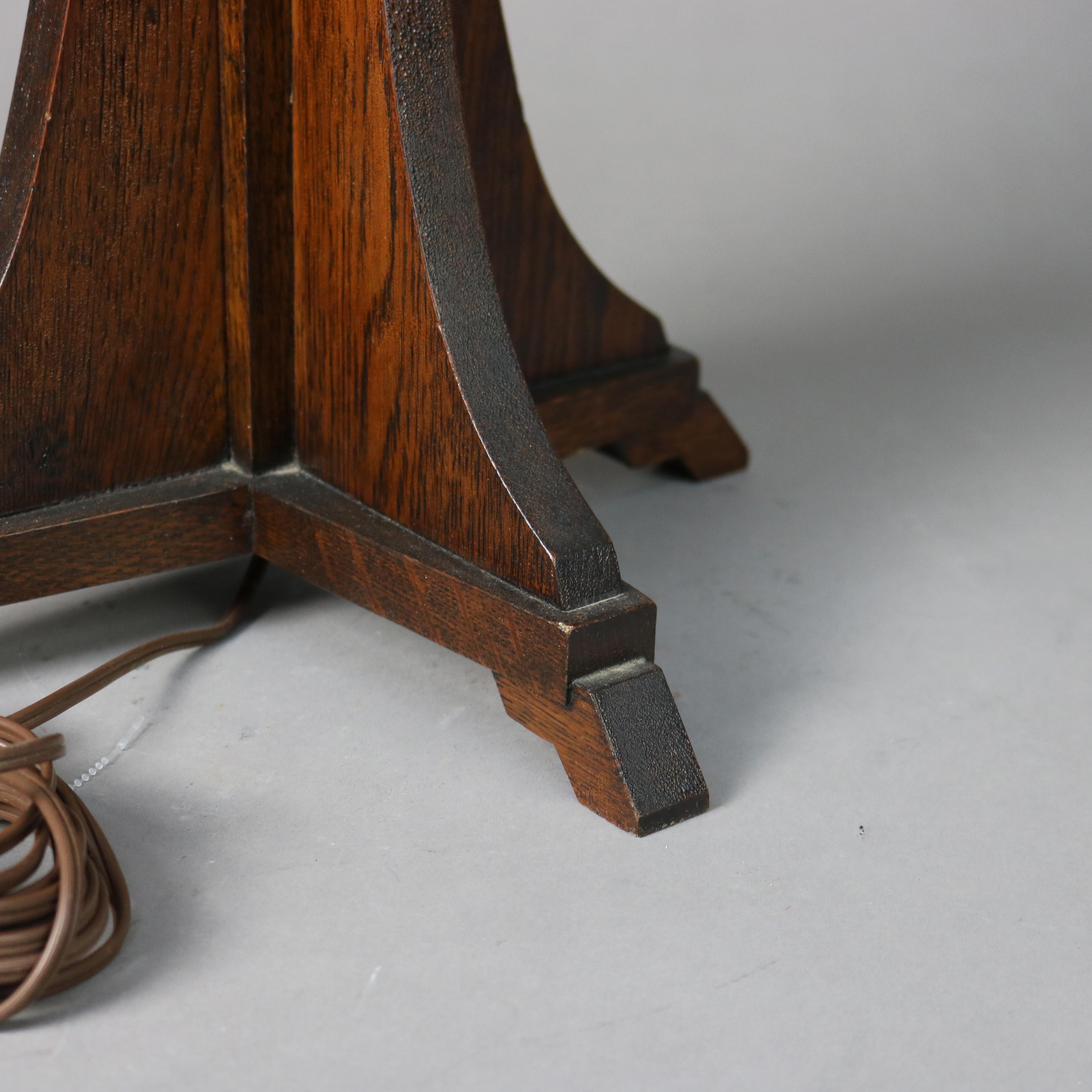 Antique Prairie School Arts and Crafts Oak Framed Slag Glass Table Lamp C1920 For Sale 5