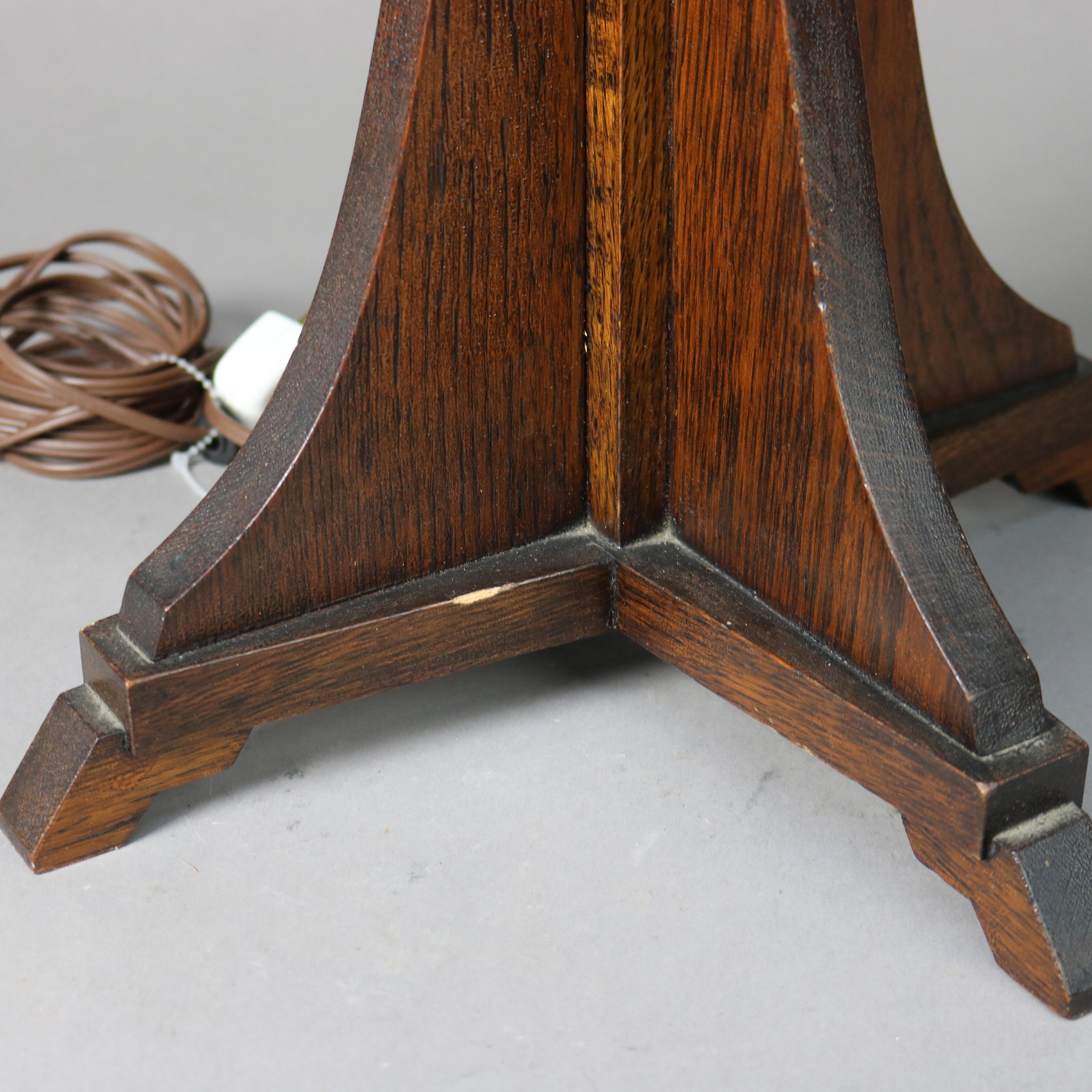 Antique Prairie School Arts and Crafts Oak Framed Slag Glass Table Lamp C1920 For Sale 7