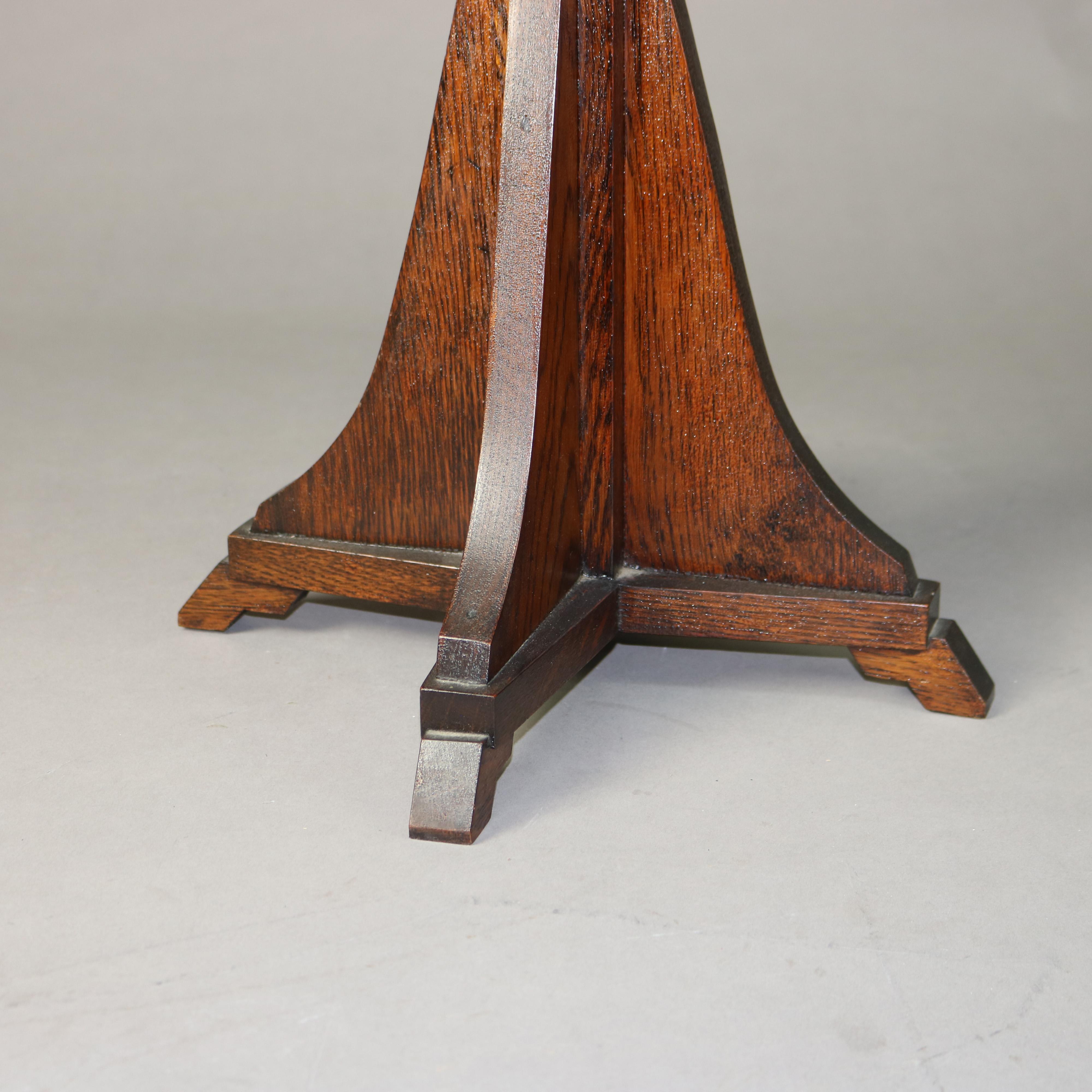 20th Century Antique Prairie School Arts and Crafts Oak Framed Slag Glass Table Lamp C1920 For Sale