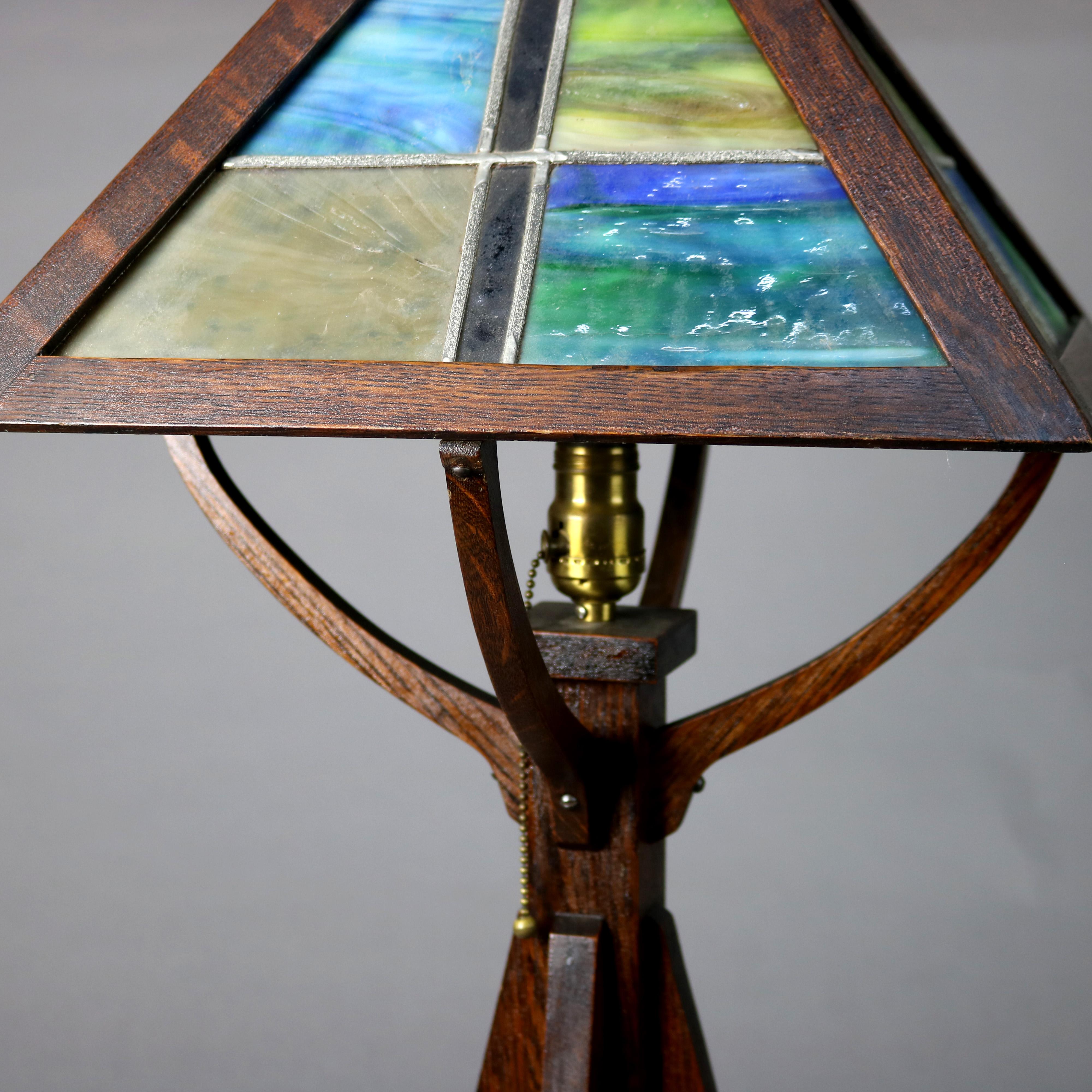 Antique Prairie School Arts and Crafts Oak Framed Slag Glass Table Lamp C1920 For Sale 1
