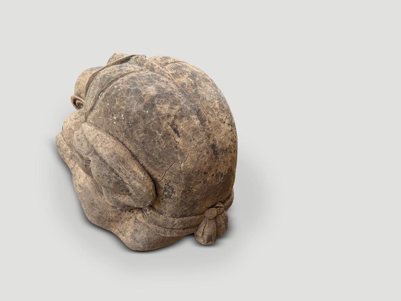Milieu du XXe siècle Bouddha de prière antique en vente