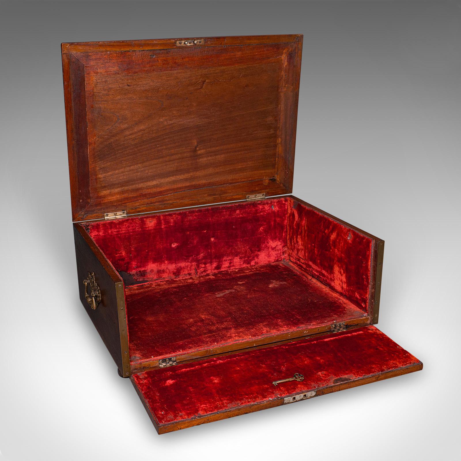 Antique Presentation Insignia Box, Italian, Campaign Chest, Victorian, C.1900 In Good Condition For Sale In Hele, Devon, GB