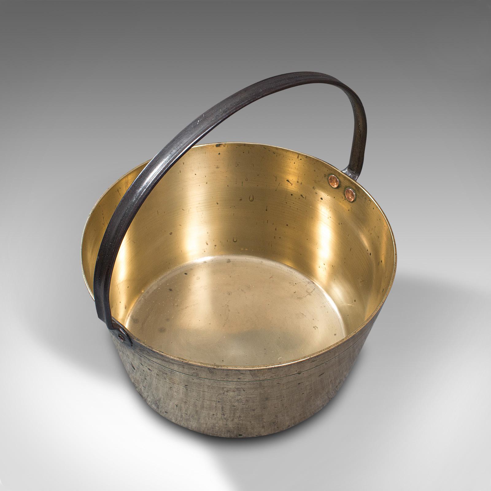 Antique Preserving Pan, English, Heavy Brass, Jam, Cooking Pot, Georgian, C 1800 In Good Condition For Sale In Hele, Devon, GB