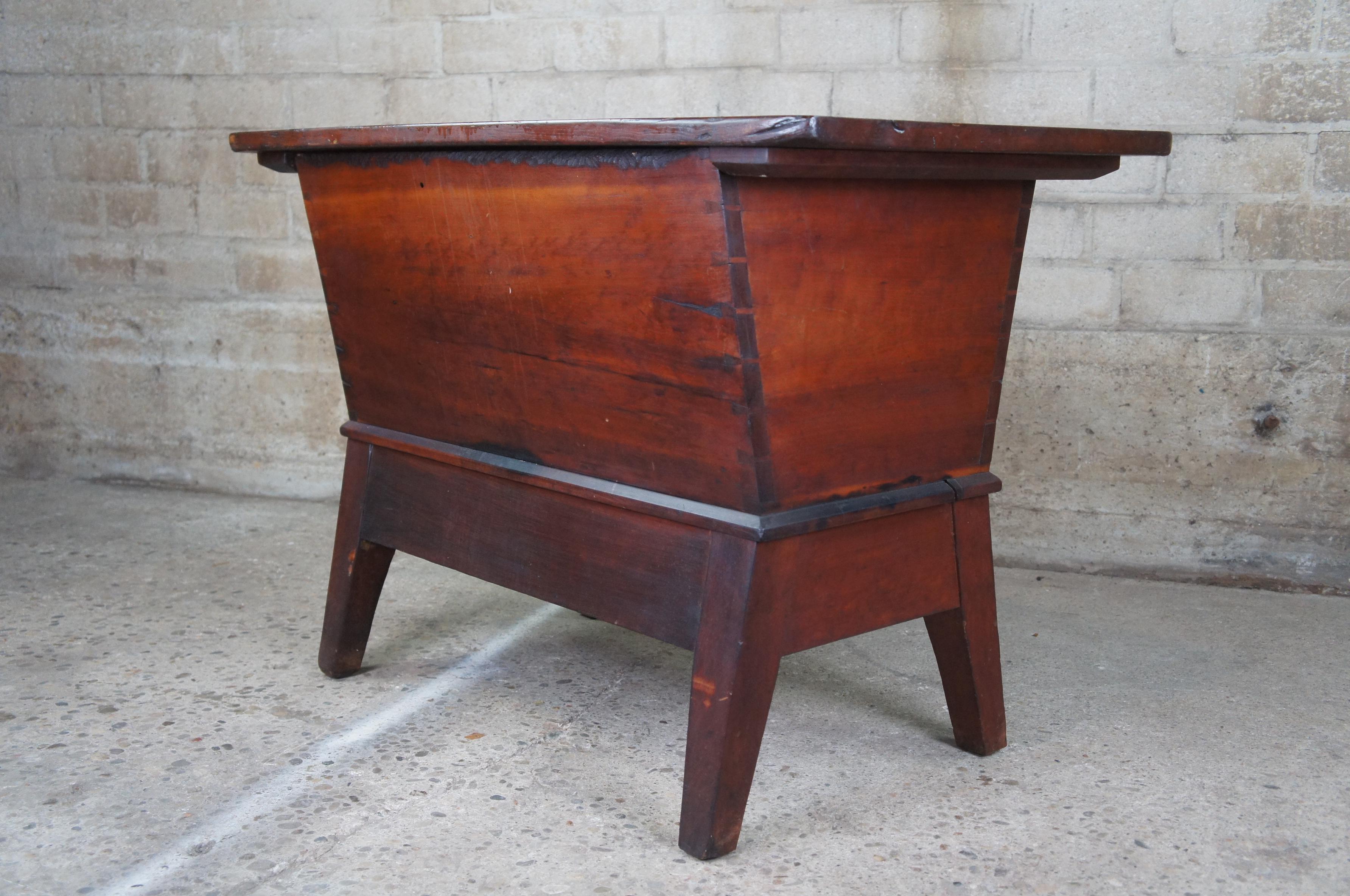 Antique 19th C American Dough Box Proving Chest Farmhouse Trough Bin In Good Condition In Dayton, OH