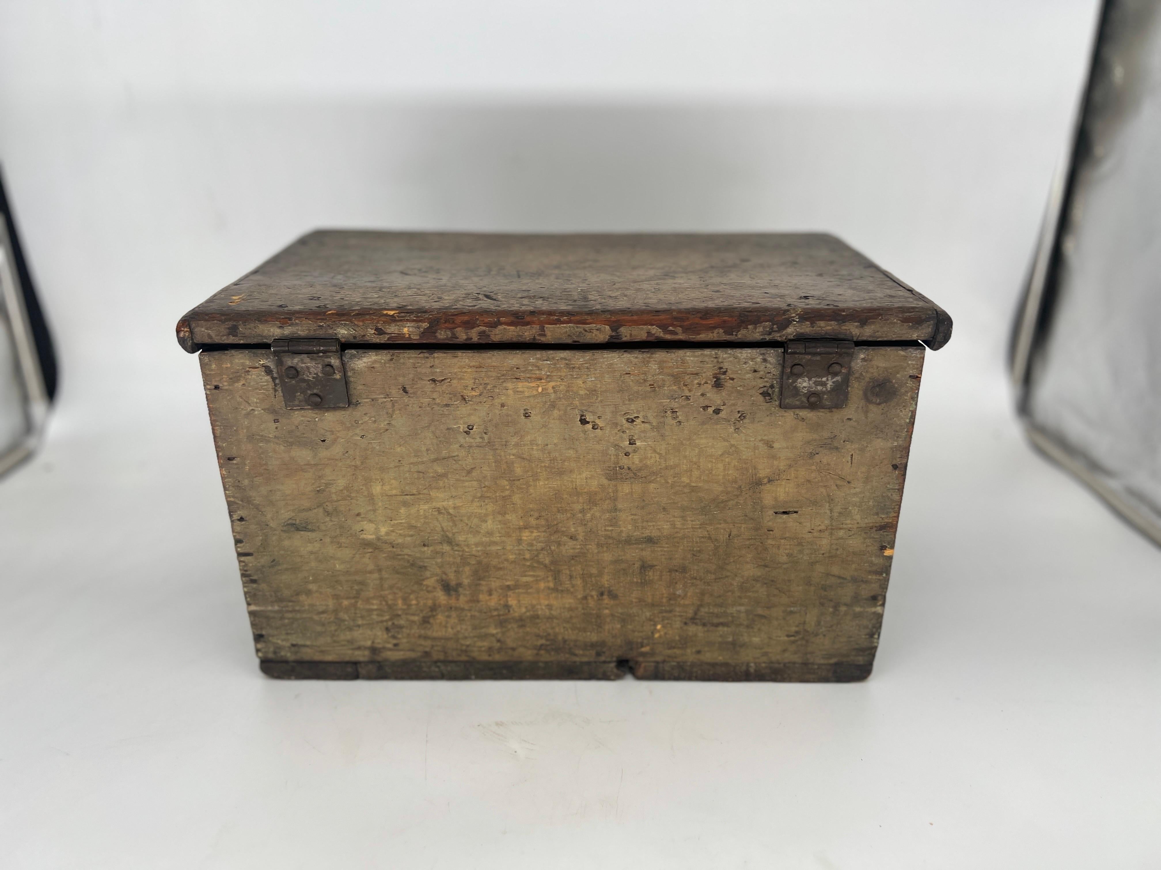 Wood Antique Primitive American Paint Decorated Tool or Document Storage Box For Sale