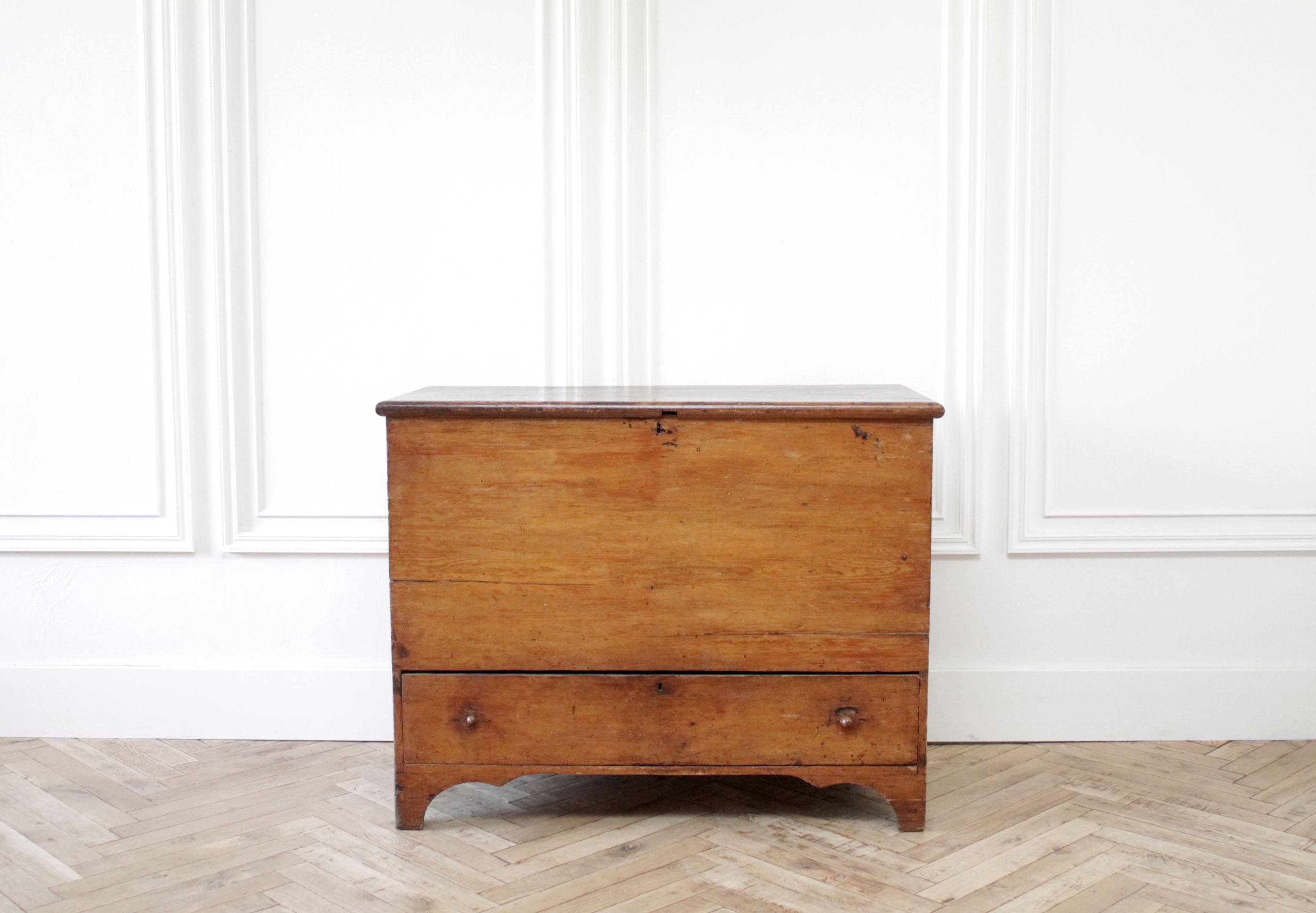 Antique Primitive blanket chest entry table
This Primitive blanket chest we love as an entry or just as a commode table in any room.
Solid handmade, in a medium distressed stain, the top opens up (does not lock) hardware is still present. The