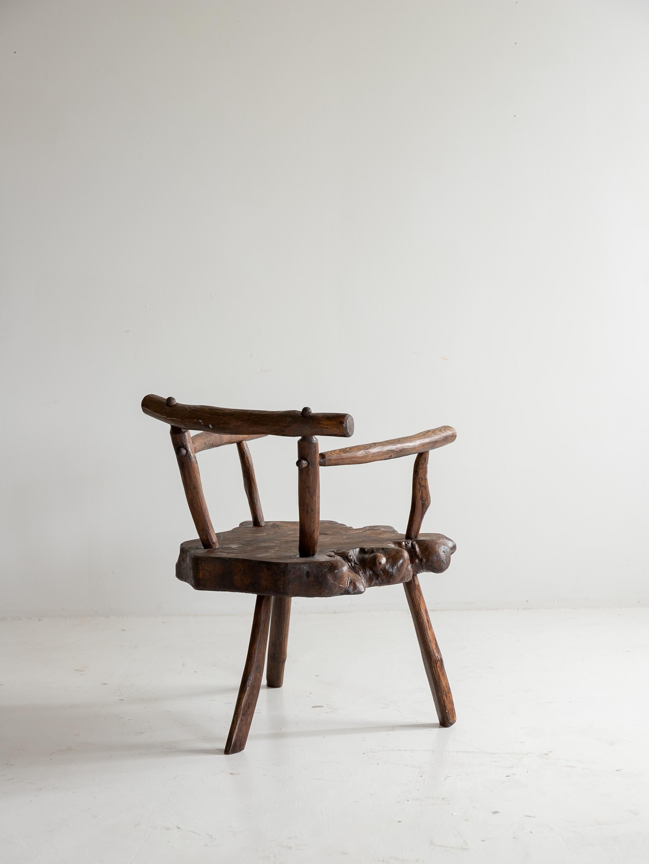 Chaise primitive ancienne des années 1900 / Chaise d'appoint Wabi Sabi en vente 3