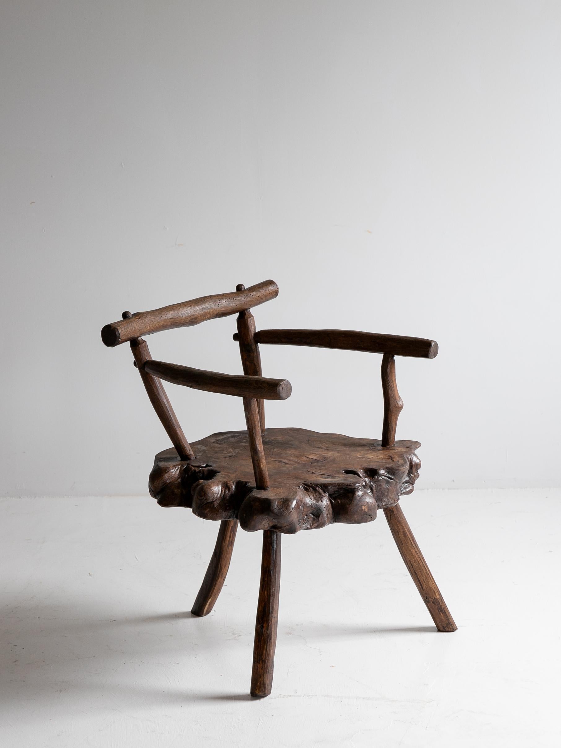 Chaise primitive ancienne des années 1900 / Chaise d'appoint Wabi Sabi en vente 1