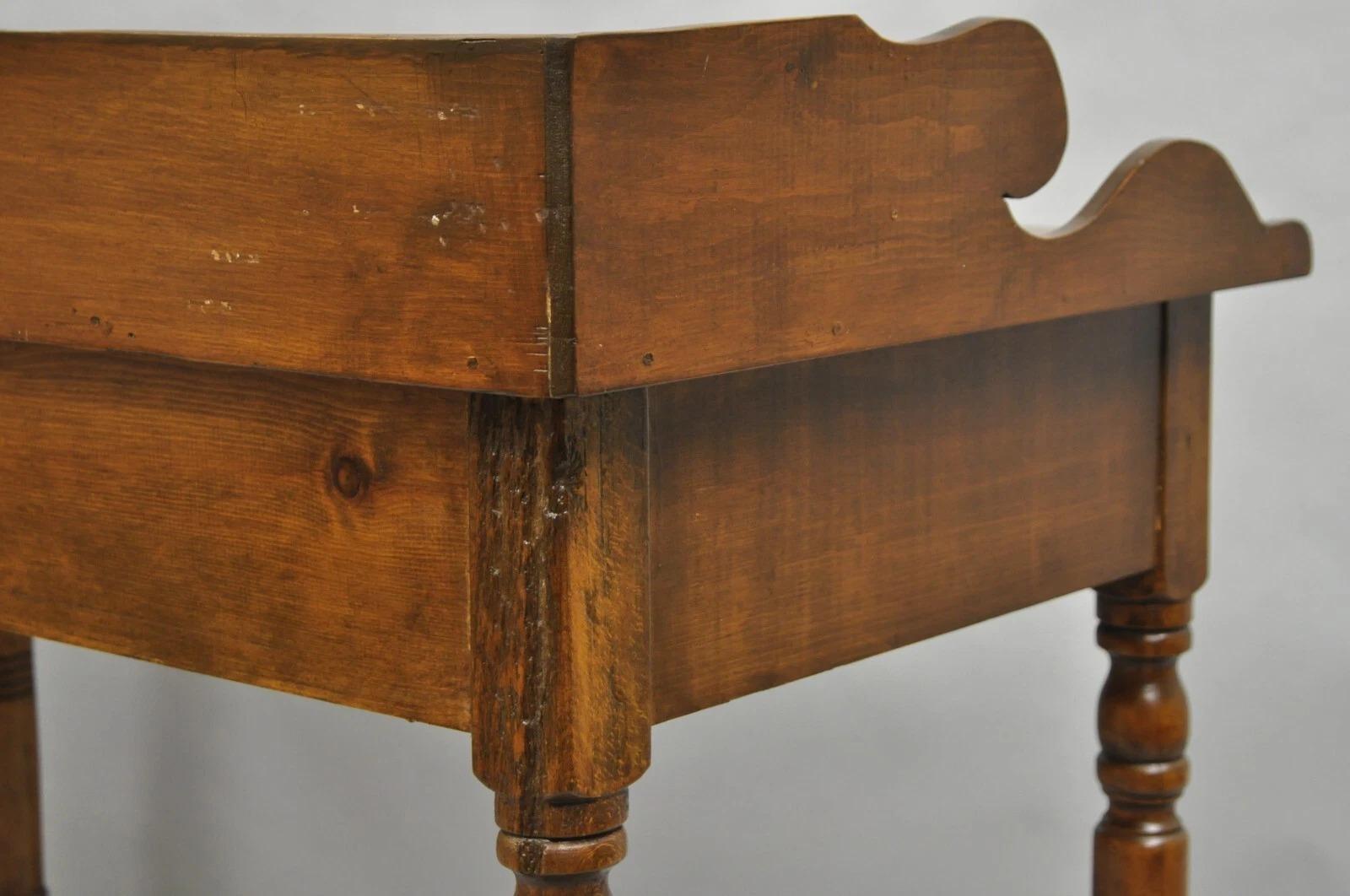 Antique Primitive Colonial Pine Wood 1 Drawer Work Table Desk w/ Backsplash For Sale 4