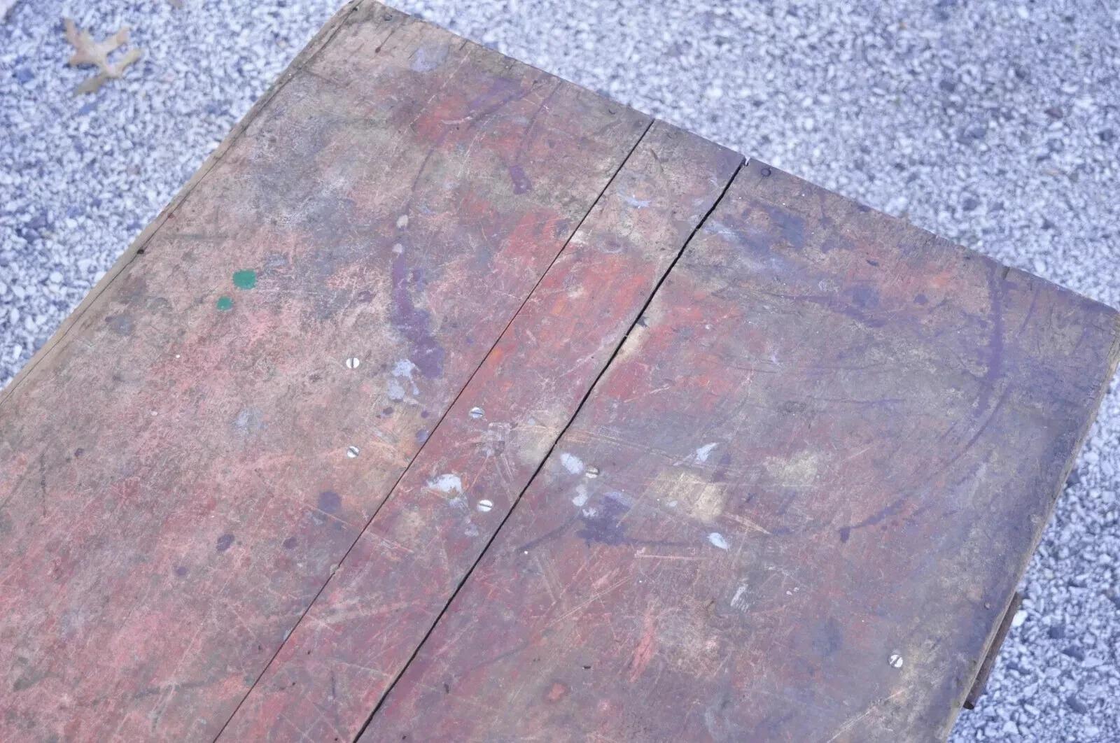 Antico baule primitivo in legno dipinto in rosso con effetto distress Treasure Chest in vendita 2
