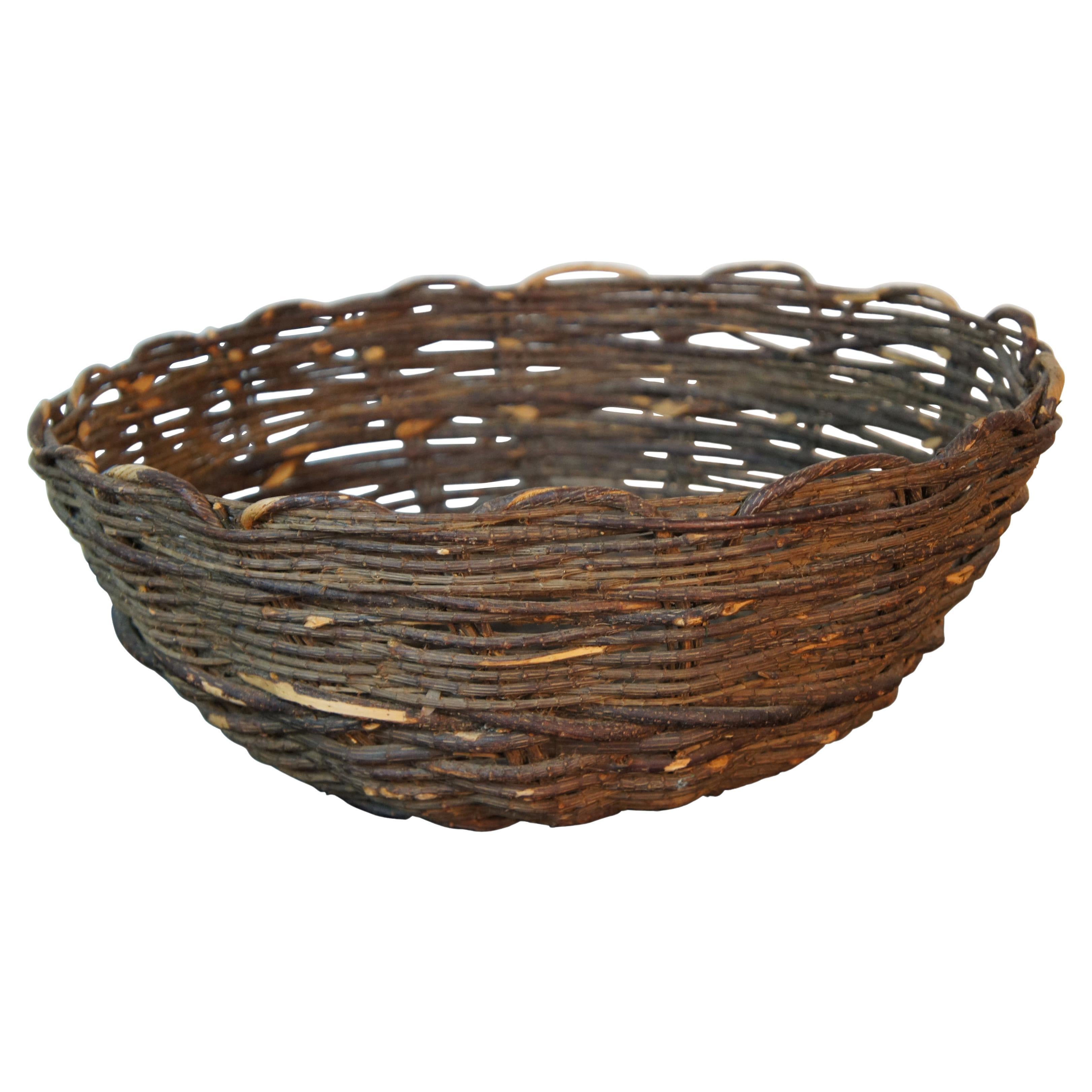 Antique Hand Made Woven Scalloped Willow Reed Basket Centerpiece