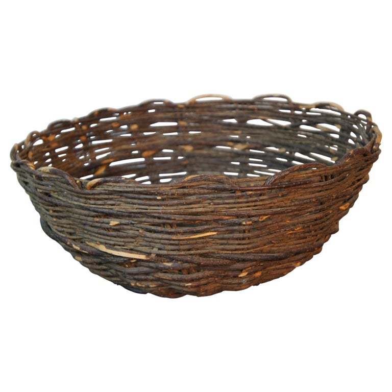 Antique Hand Made Woven Scalloped Willow Reed Basket Centerpiece For