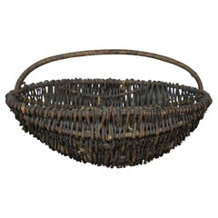 Antique Primitive Handwoven Scalloped Willow Reed Gathering Basket Farmhouse