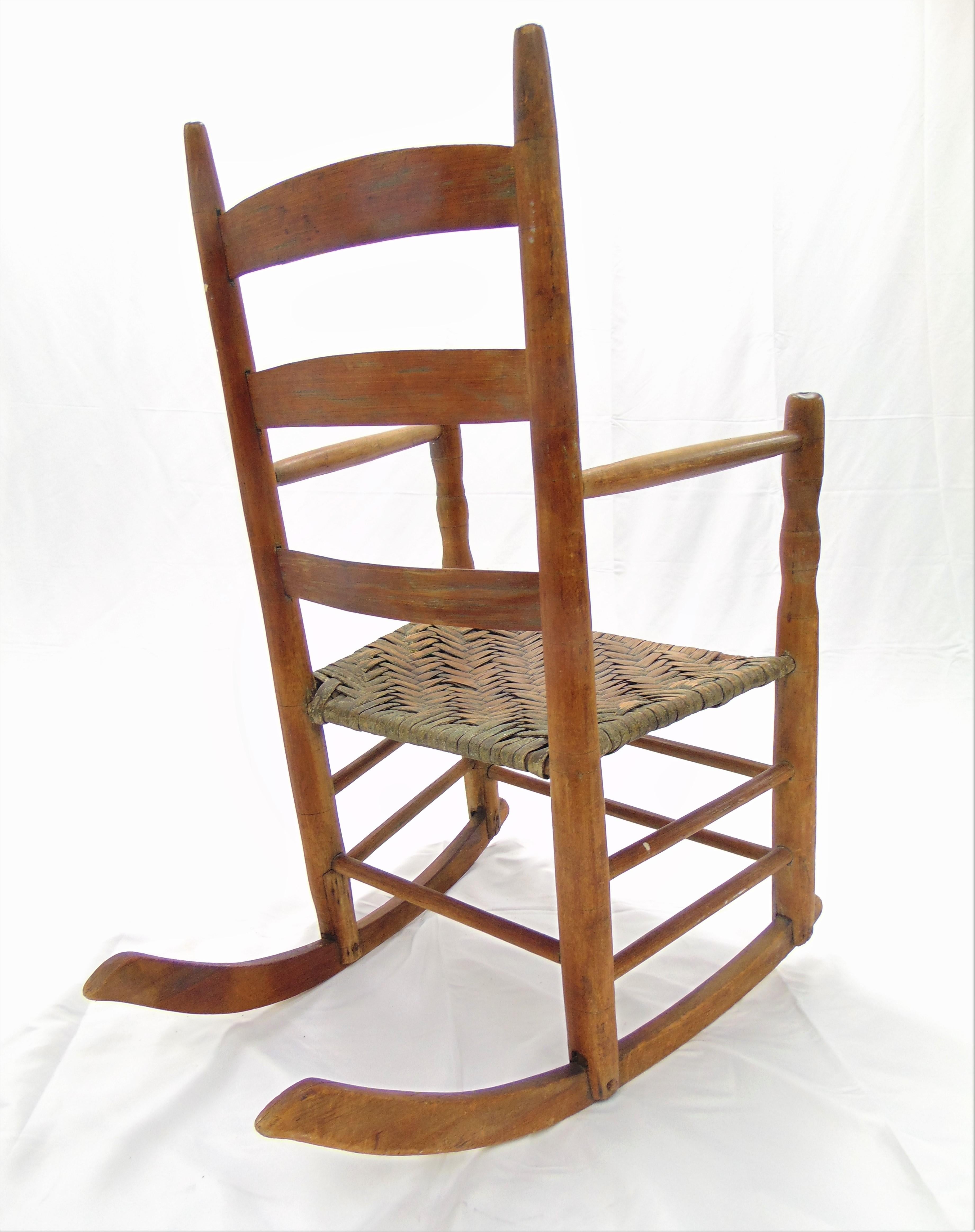 Antique Primitive Ladder Back Rocking Chair with Splint Seat Early 19th Century For Sale 8