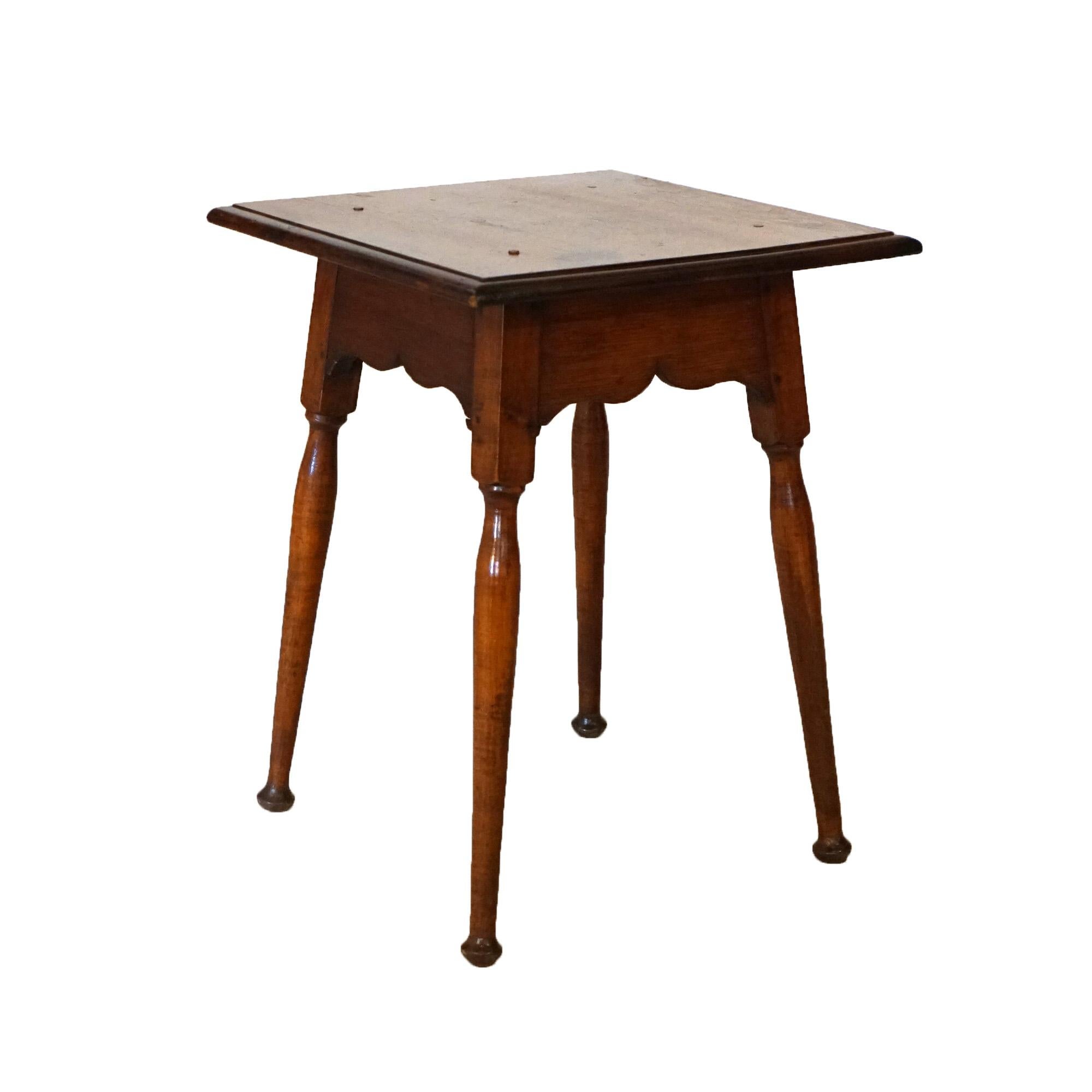 Antique Primitive New England School Tiger Maple & Pine Side Table Circa 1810 In Good Condition In Big Flats, NY