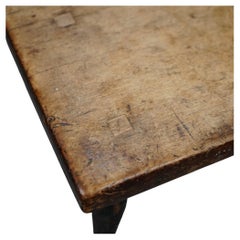 Tabouret de grange antique et primitif en cerisier piqué pour vaches laiteuses, vers 1860