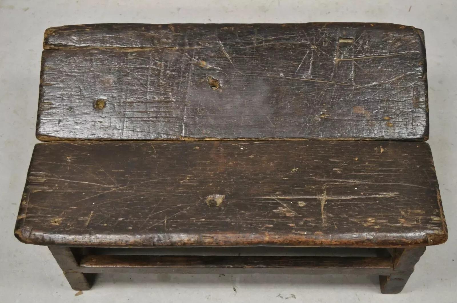 Antike primitive rustikalen Französisch Land solide Planke Holz Fußhocker Hocker Ottoman (Unbekannt) im Angebot