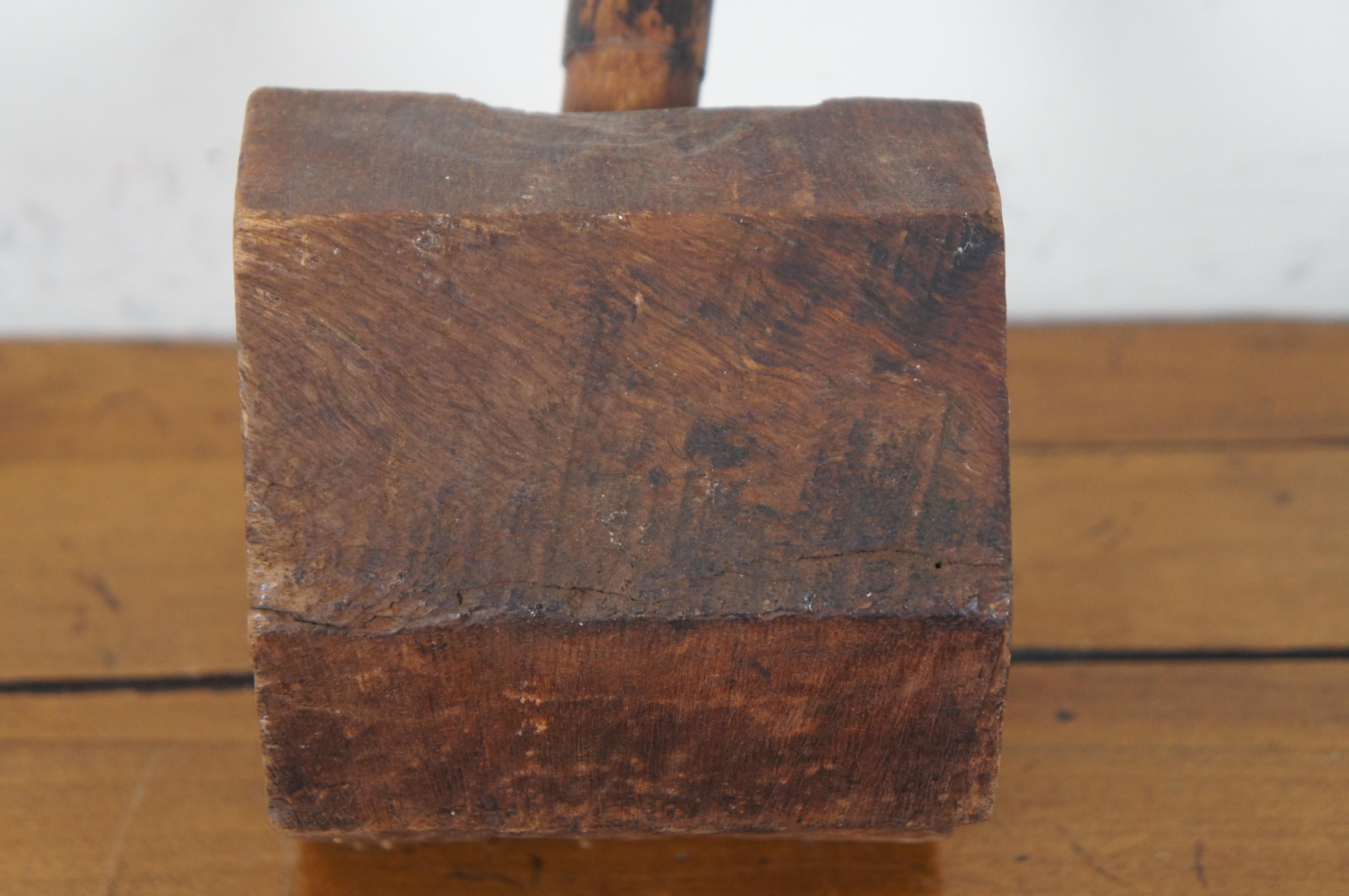 Antique Primitive Rustic Wooden Octagonal Sledge Hammer Carpenter Mallet For Sale 1
