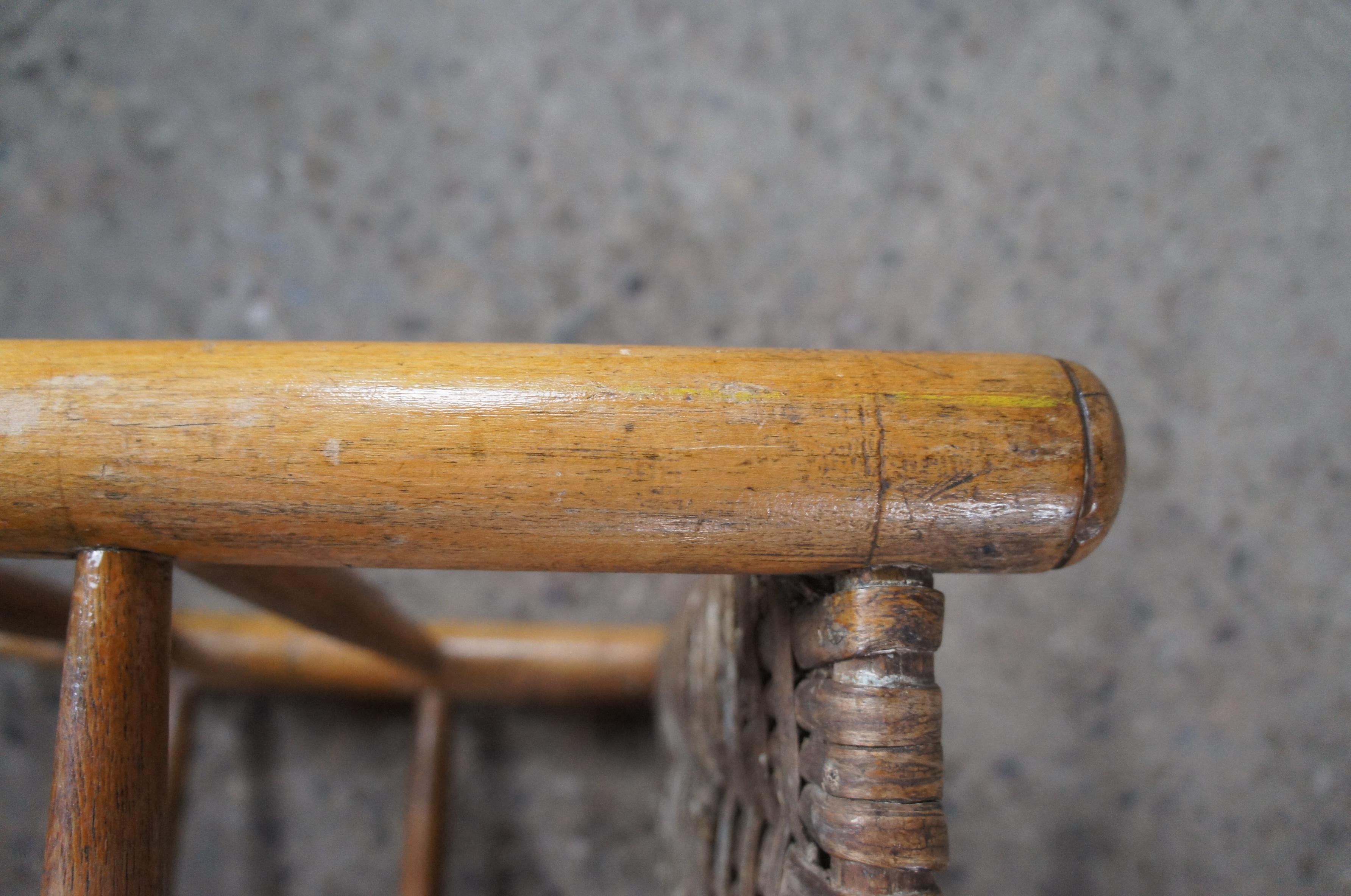 Antique Primitive Shaker Maple Farmhouse Thumb Back Ladderback Rush Chair  For Sale 3