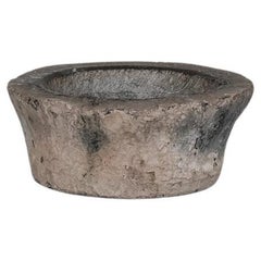 Antique Primitive Stone Bowl or Mortar (bol ou mortier en pierre)