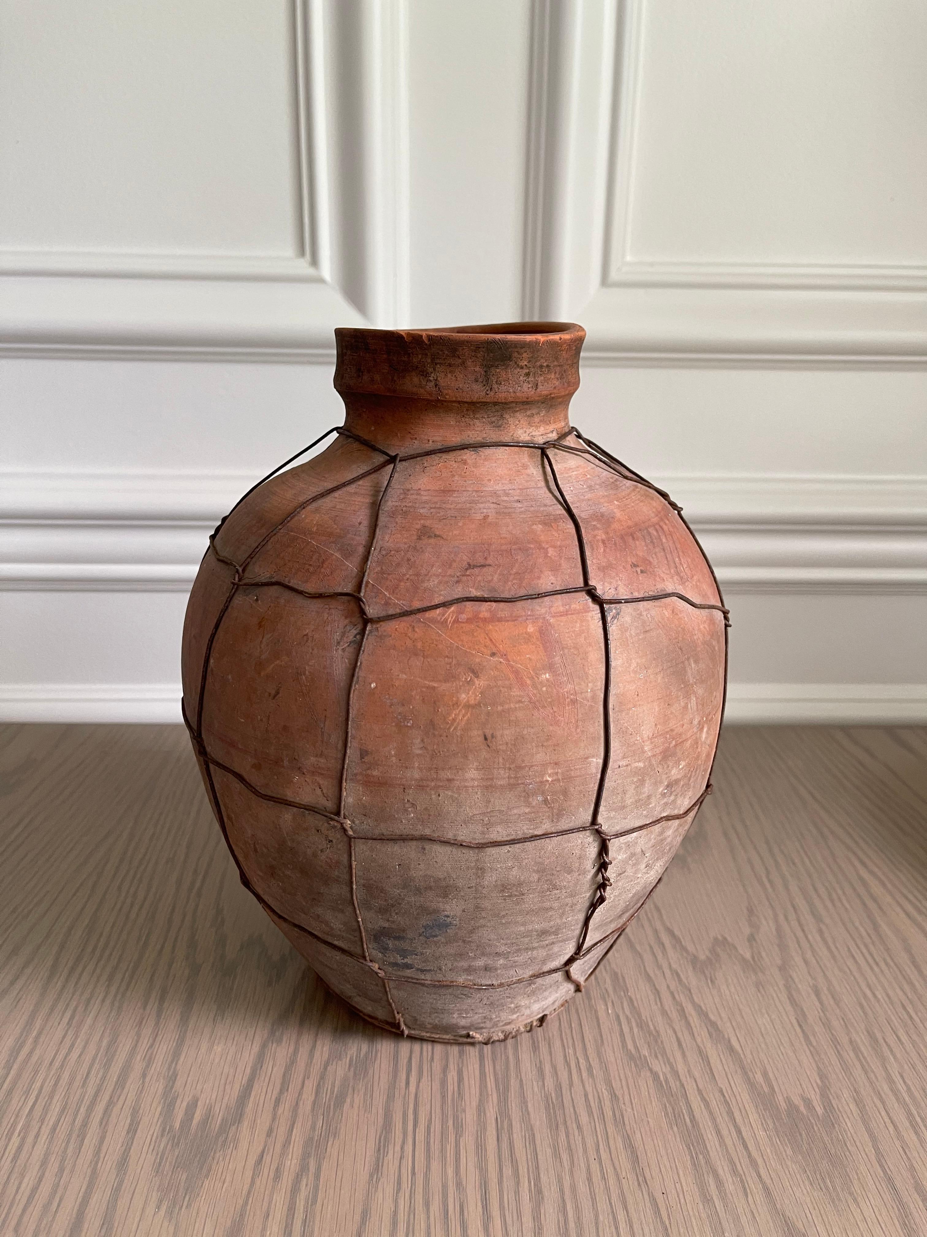 Antique Terracotta Vessel with Handle In Good Condition For Sale In Melville, NY