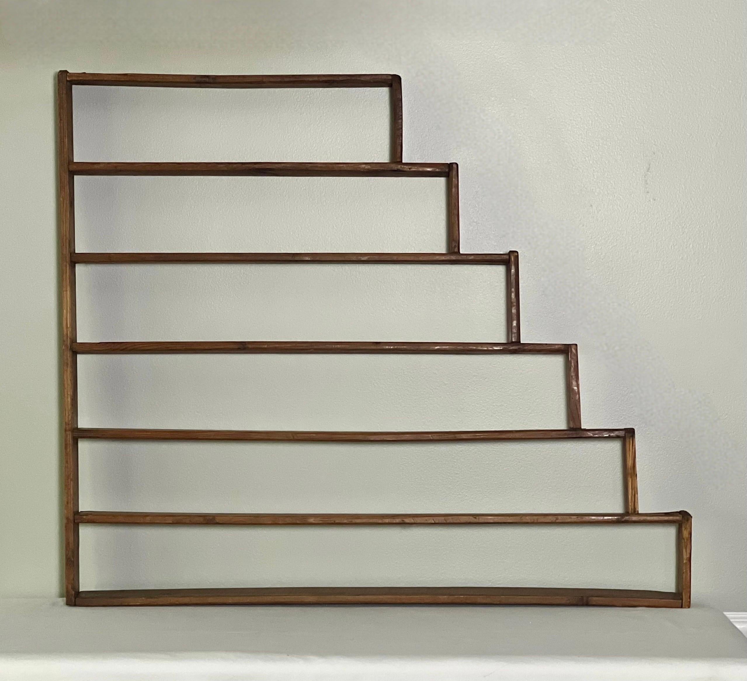 Rare find primitive style tobacco leaf sorter or sizer. These were used by tobacco farmers to sort leaves by size during harvest time once they had sufficiently dried. The sizer would be placed flat on a table and the leaves would be grouped in the