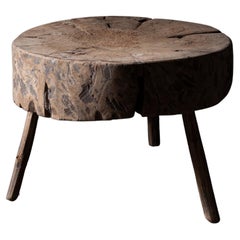 Ancienne table en tronc d'arbre primitif, France, XIXe siècle