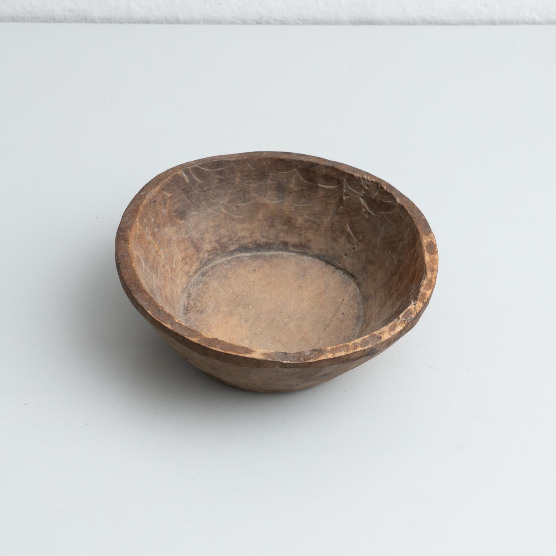 Antike primitive Wood Bowl, um 1960 (Spanisch) im Angebot