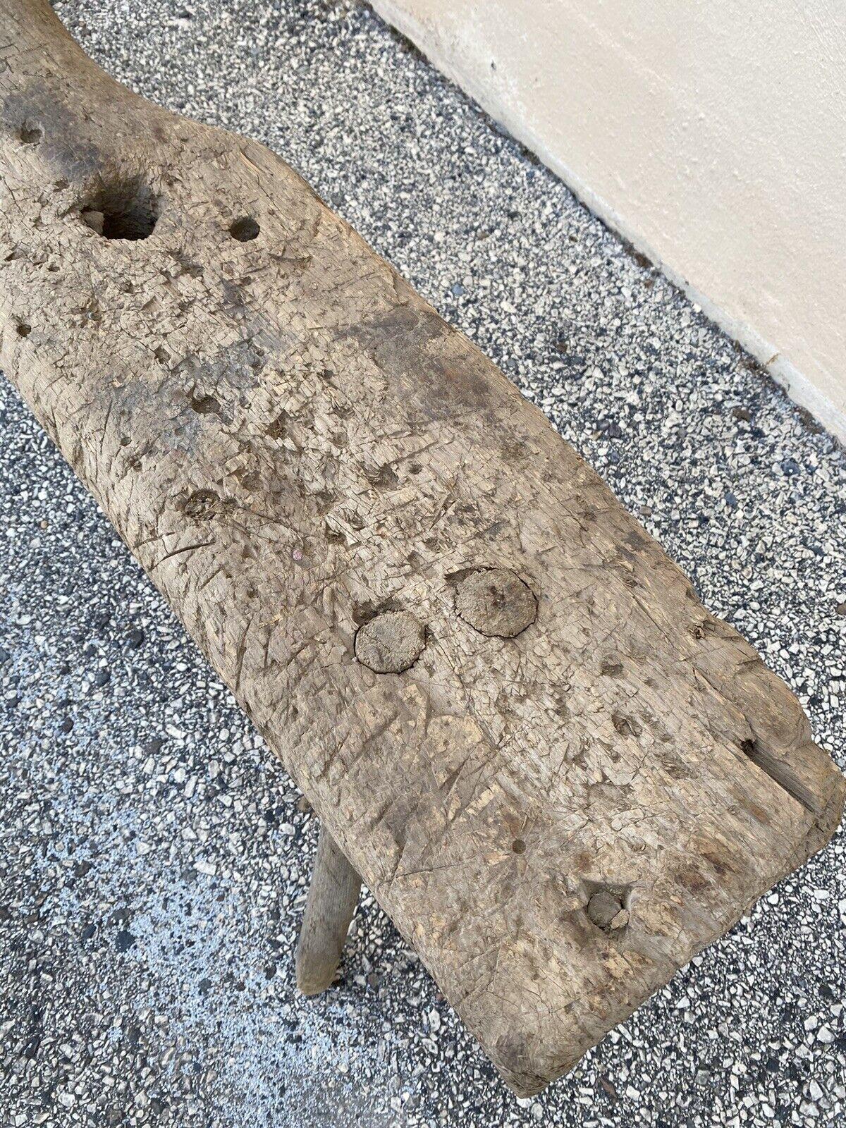Antike primitive hölzerne Schreiner Rasieren Rasierpferd lange Arbeit Bankklemme (Holz) im Angebot