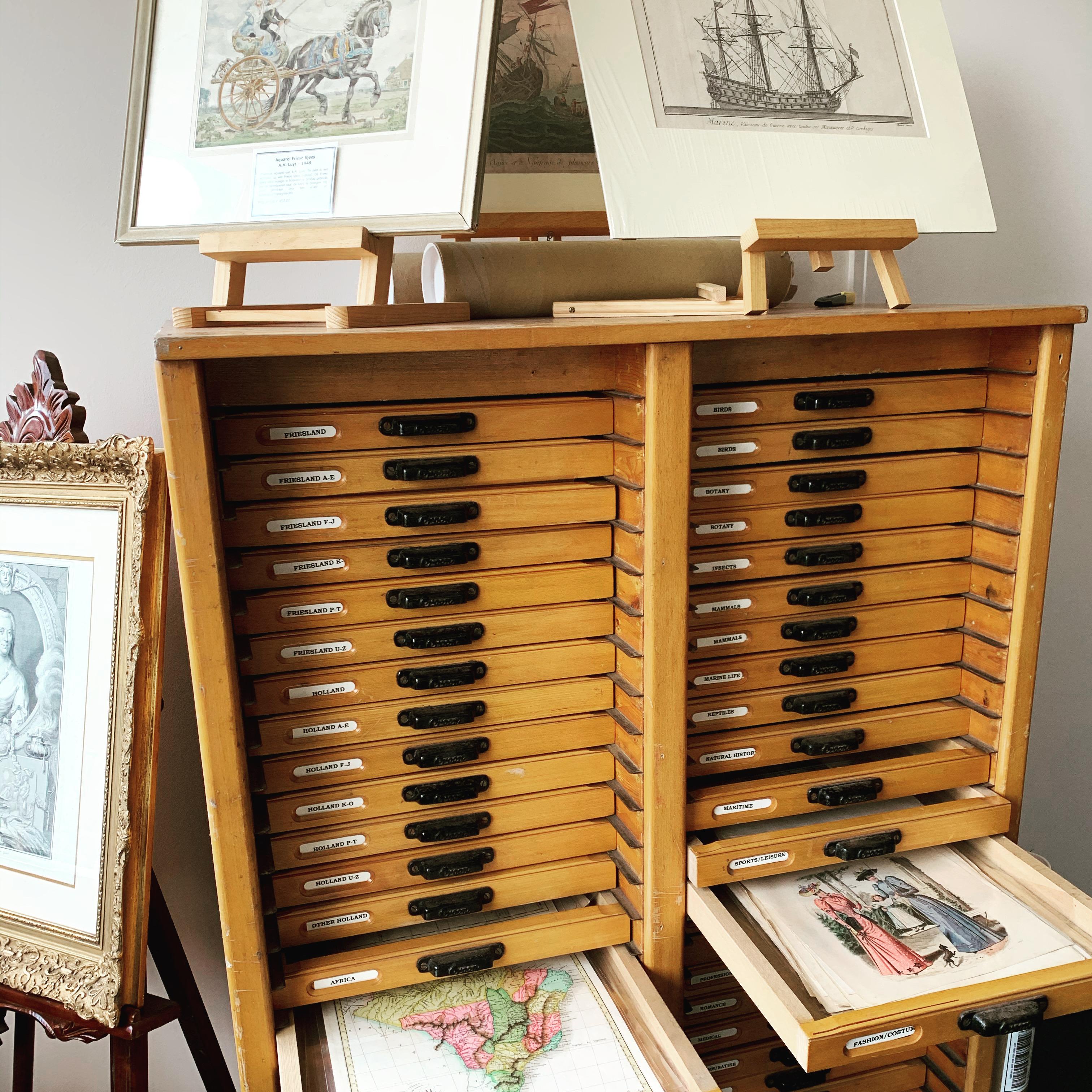 Antique Print of Garden Kiosks by Le Rouge, c.1785 In Good Condition For Sale In Langweer, NL