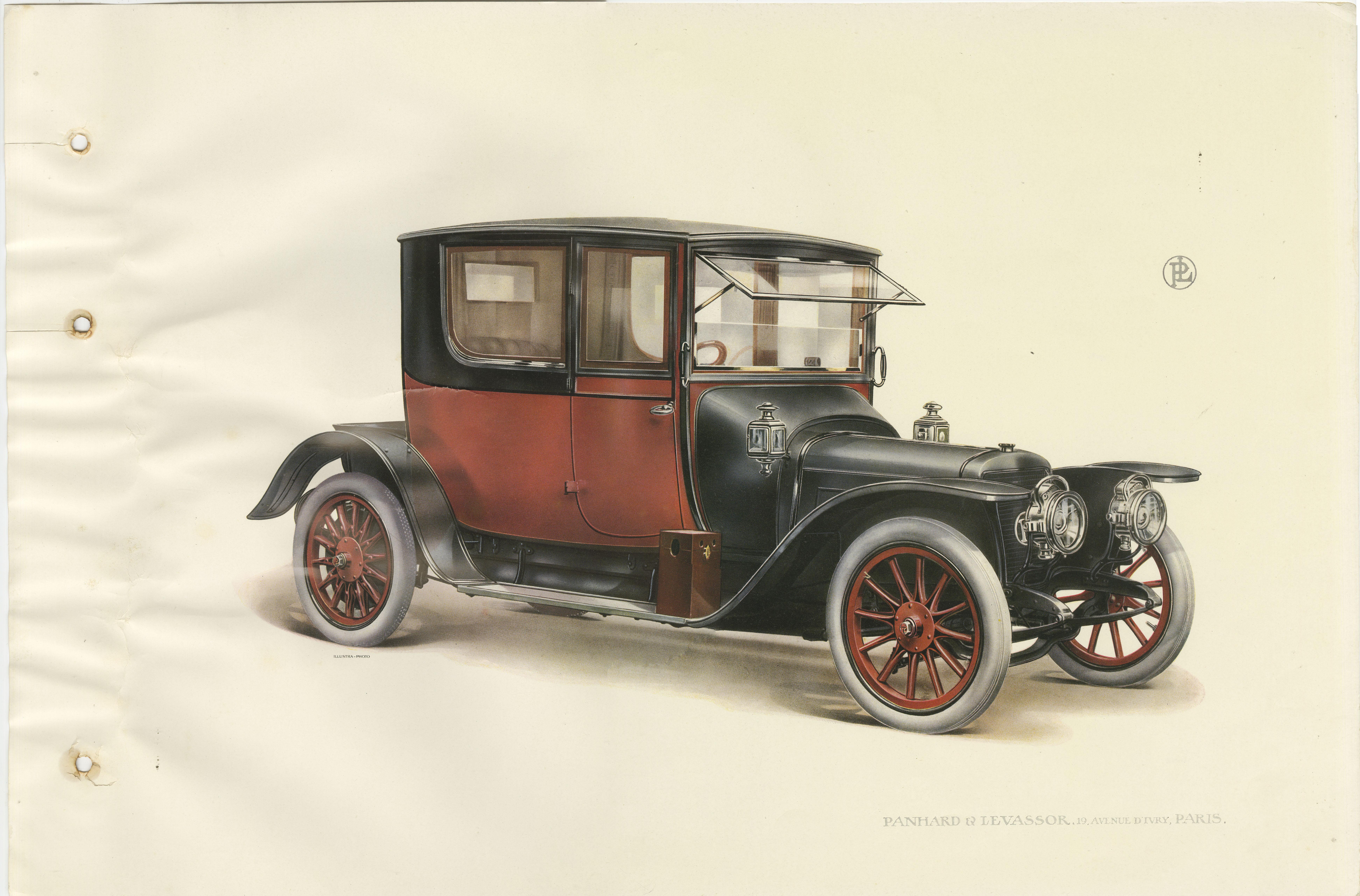 Antique print of a Panhard et Levassor Coupe 4pl Conduite car. This print originates from a rare catalog of the exclusive French brand Panhard & Levassor from 1914.

Panhard was a French motor vehicle manufacturer that began as one of the first