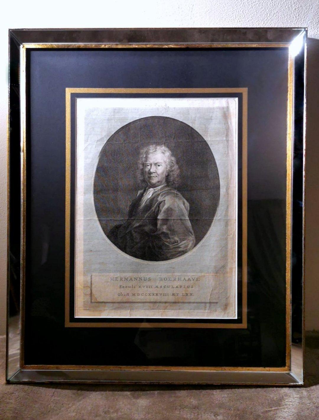 We kindly suggest you read the whole description, because with it we try to give you detailed technical and historical information to guarantee the authenticity of our objects.
Particular and interesting frame with a print depicting the Dutch doctor