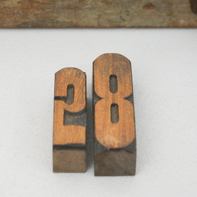 Antique Printing Drawer with Metal Numbering, circa 1950 For Sale 2