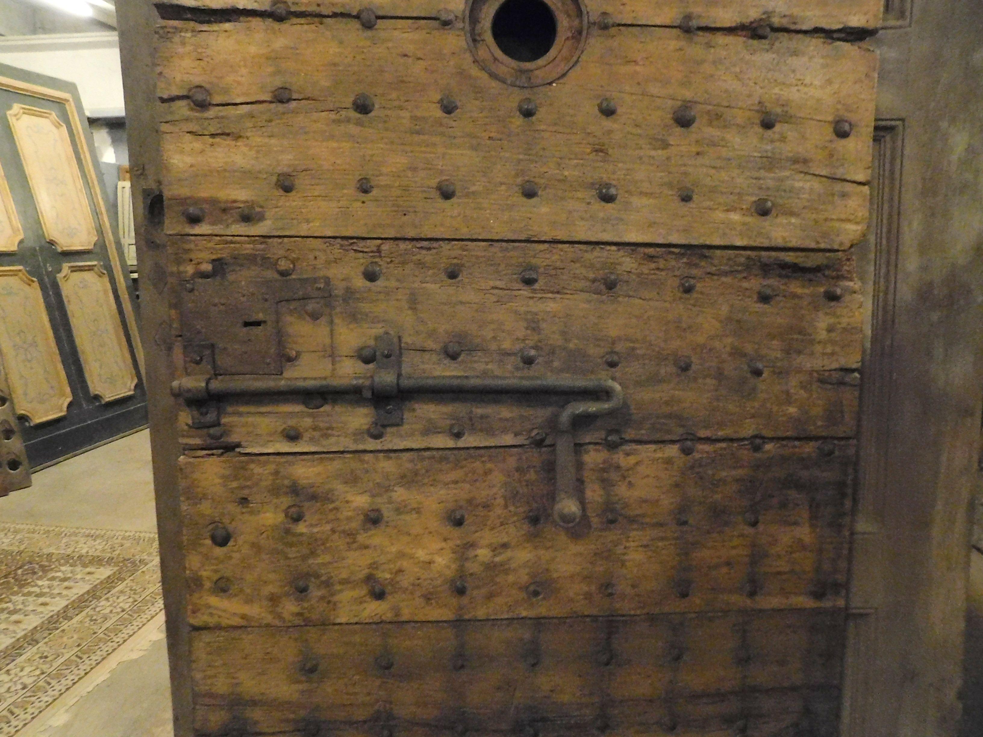 Antique Prison Door in Brown Poplar, Original Irons, 19th Century, Italy In Good Condition In Cuneo, Italy (CN)