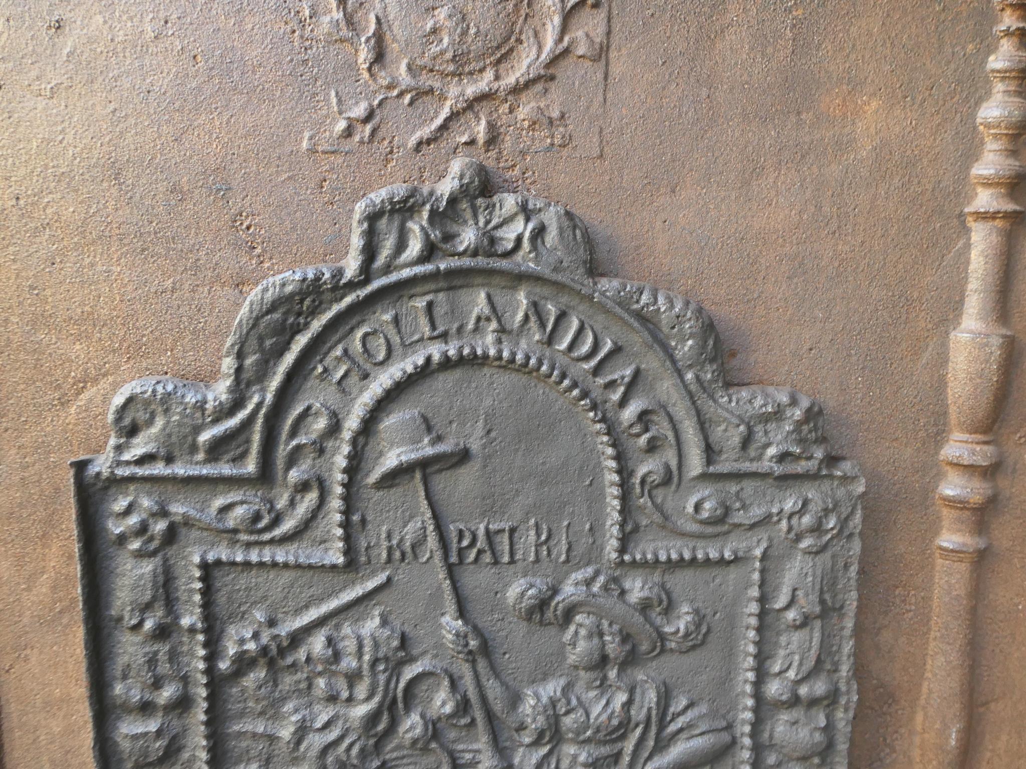 Cast Antique 'Pro Patria' Fireback, 17th Century