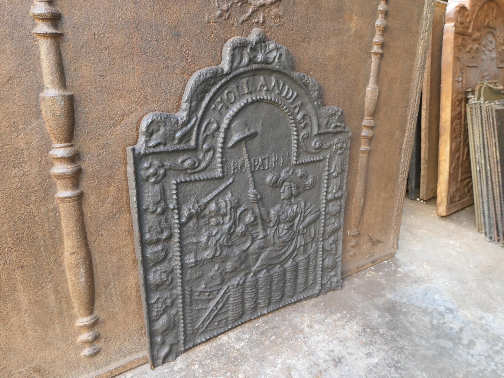 Iron Antique 'Pro Patria' Fireback, 17th Century