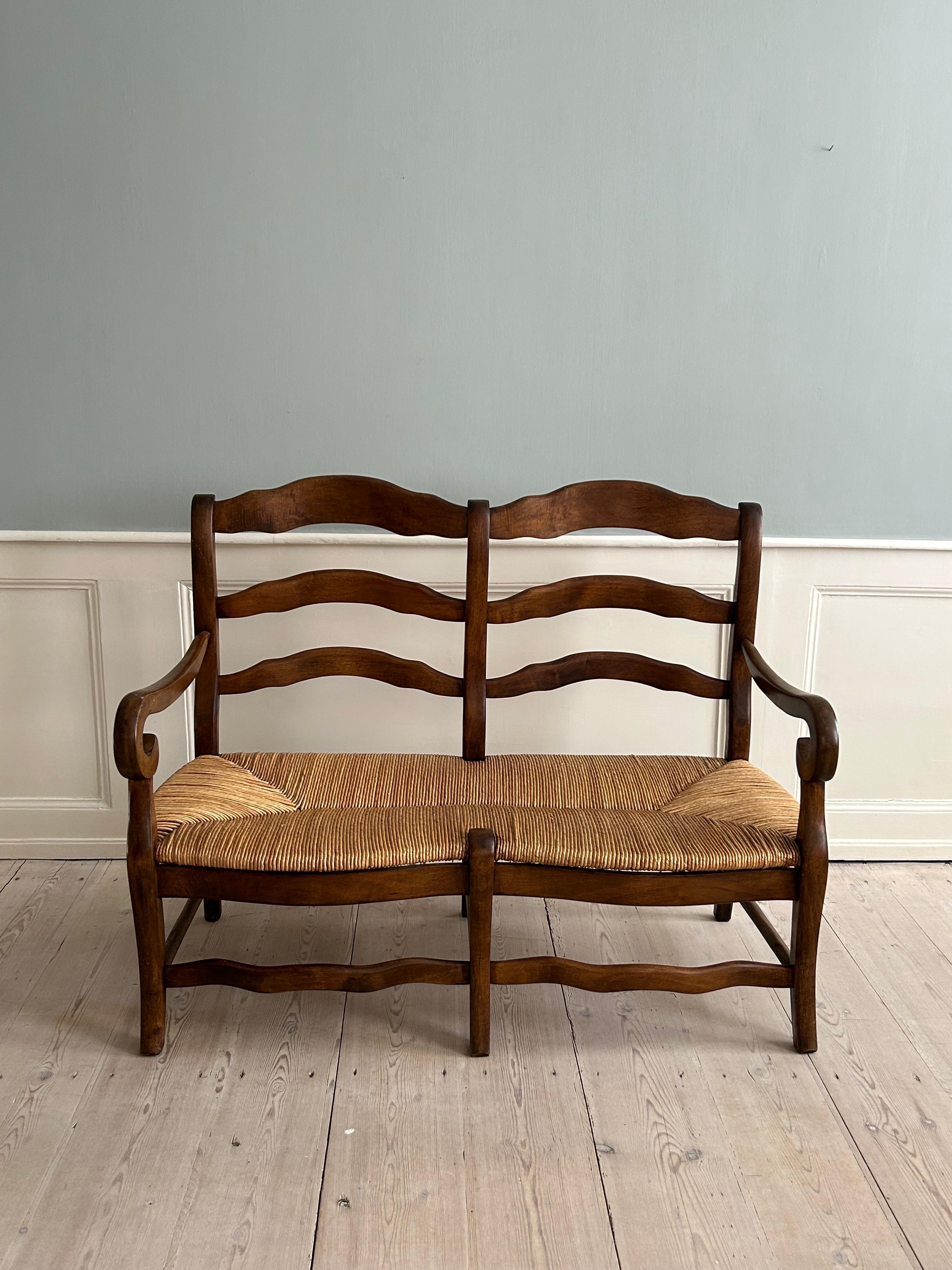 Hand-Crafted Antique Provence Bench in Curved Wood with Rush Seat, France, 19th Century For Sale