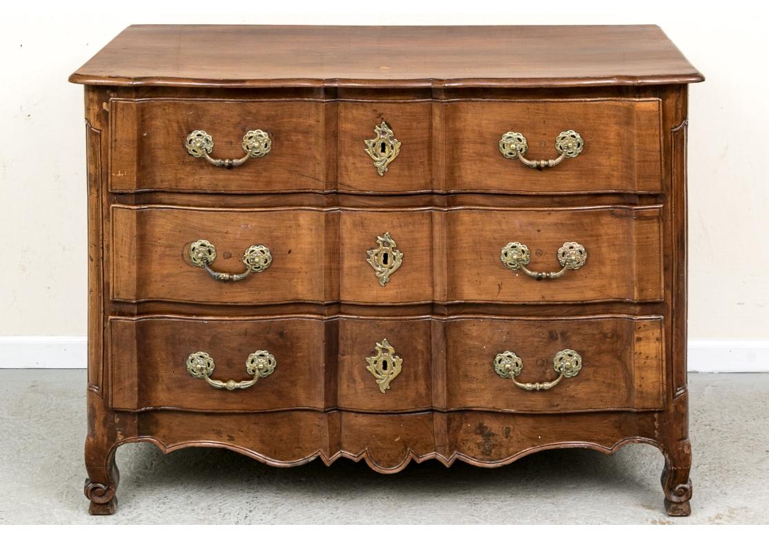 XIXe siècle Ancienne commode provinciale de campagne française en vente