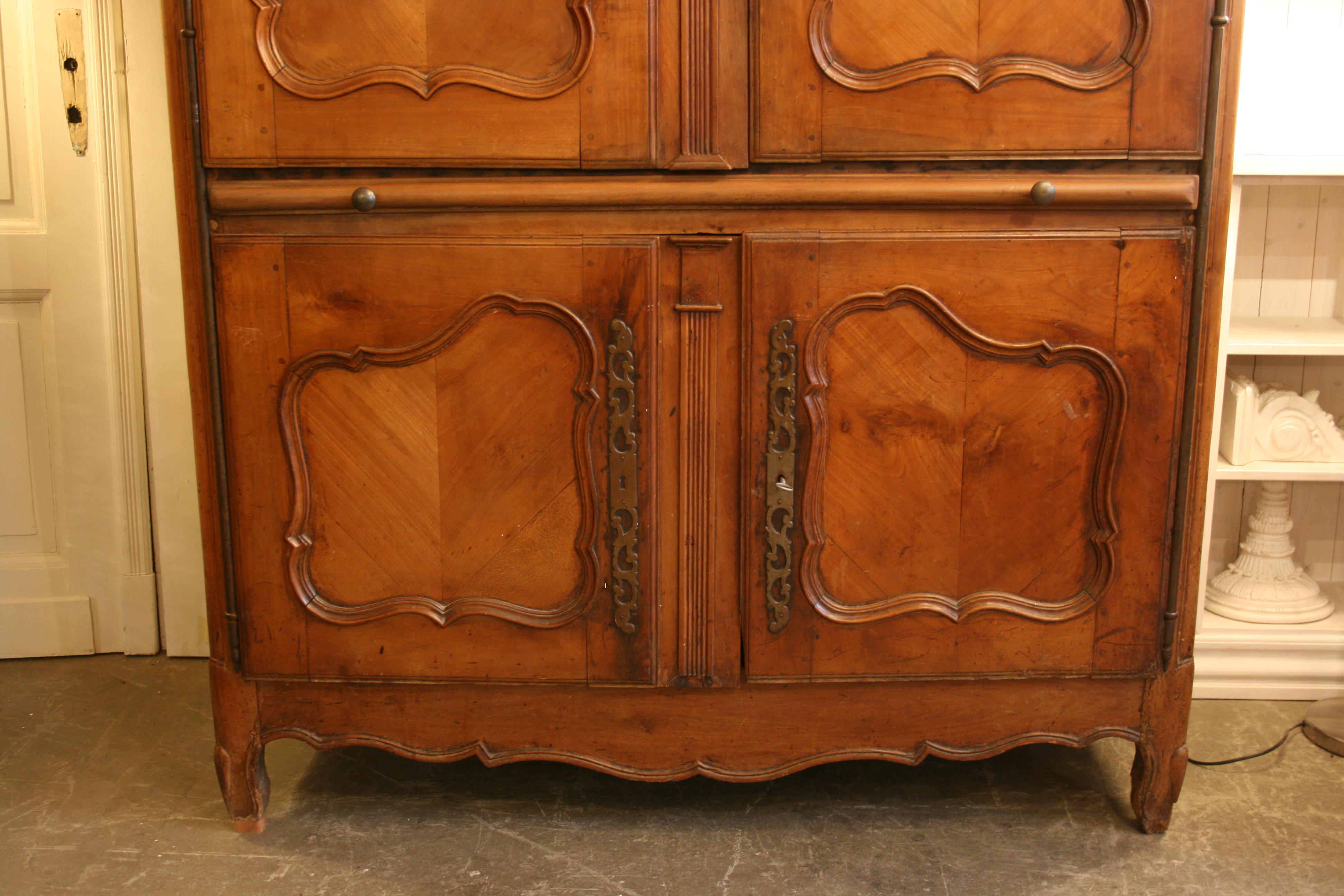 18th Century French Provincial Cherry and Oak Louis XV Cabinet 5