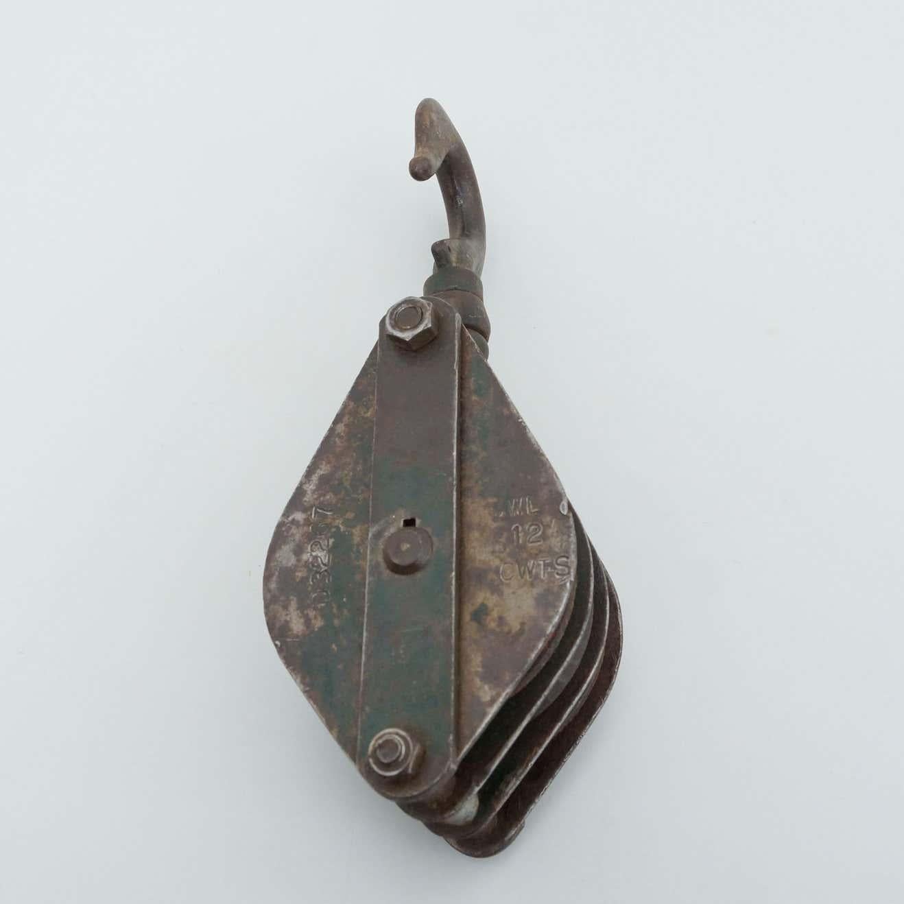 Mid-20th Century Antique Pulley Hook in Metal, circa 1940 For Sale