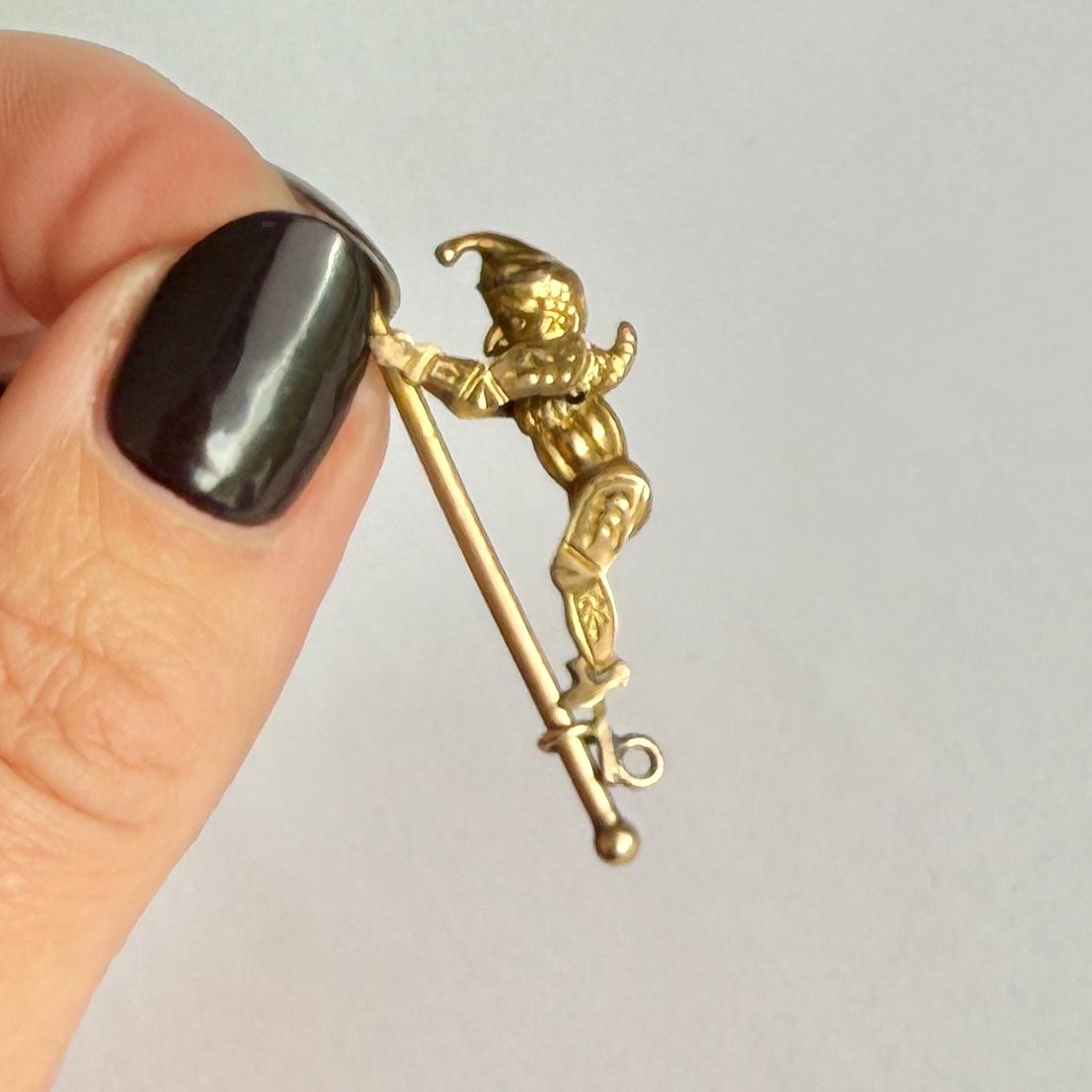 Ancienne breloque en or 9 carats figurine émouvante 