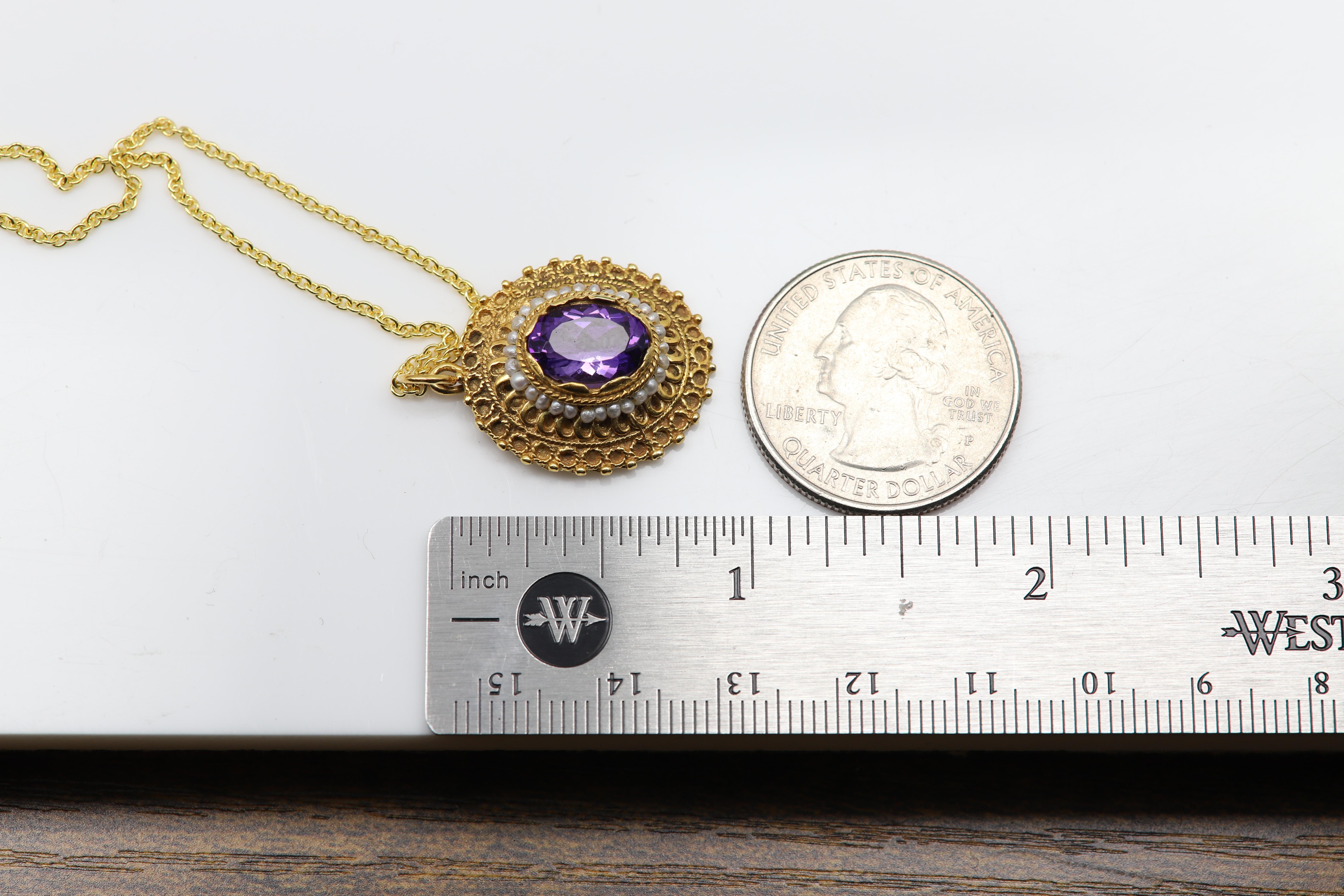 Antique Purple Amethyst Gemstone Pendant 14 Karat Yellow Gold Oval Amethyst  For Sale 5