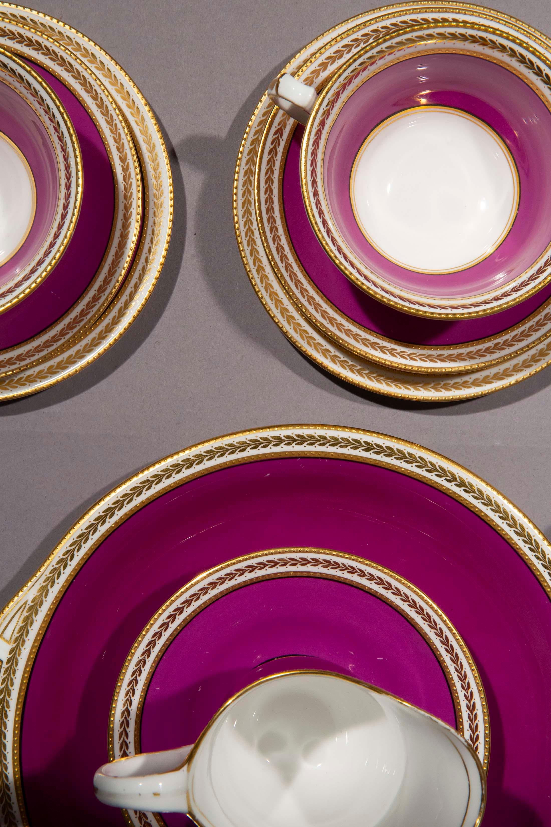 Antique Purple and Gold Porcelain Tea Set for Eight Persons In Good Condition For Sale In Richmond, London
