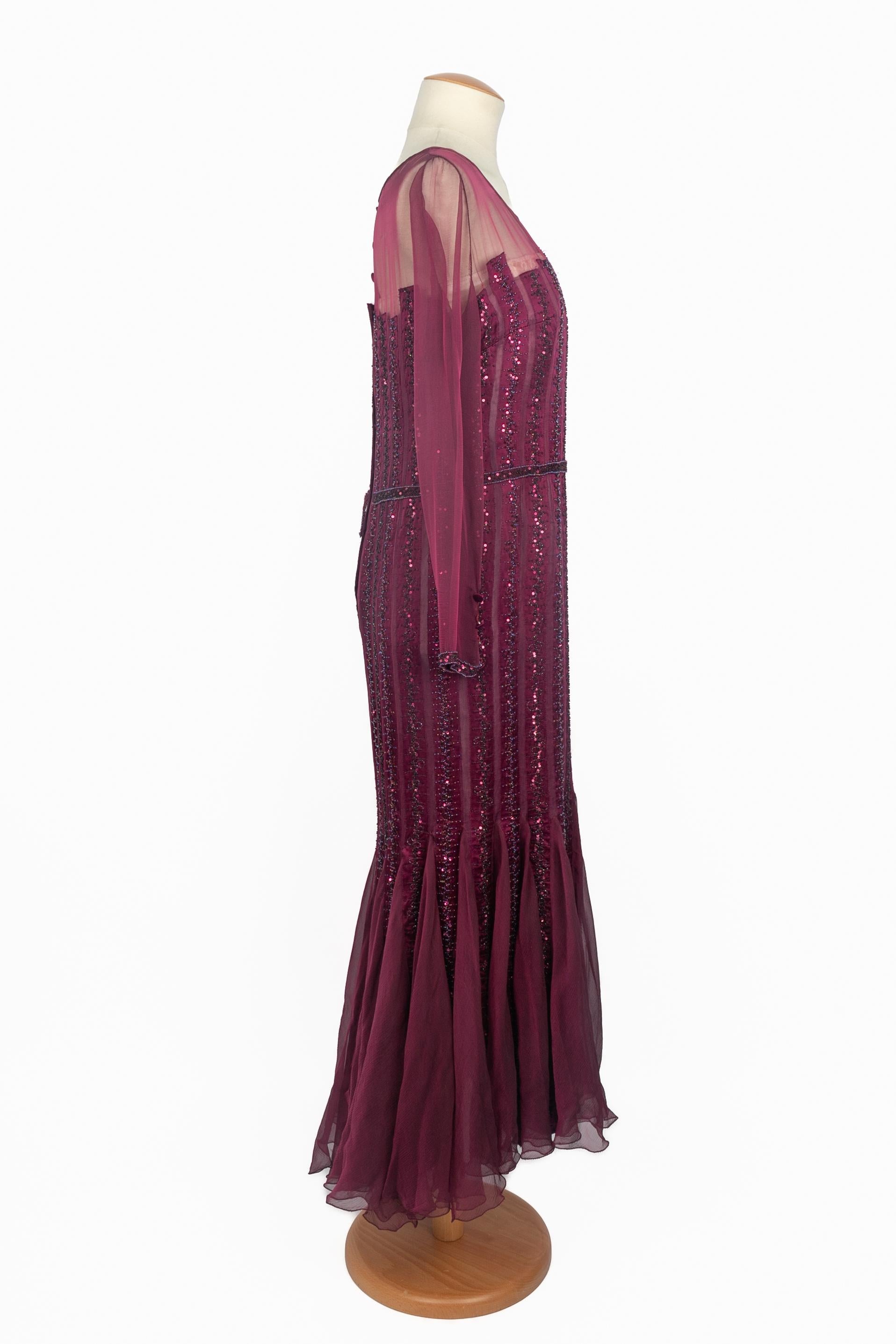 Robe ancienne en soie violette Pour femmes en vente