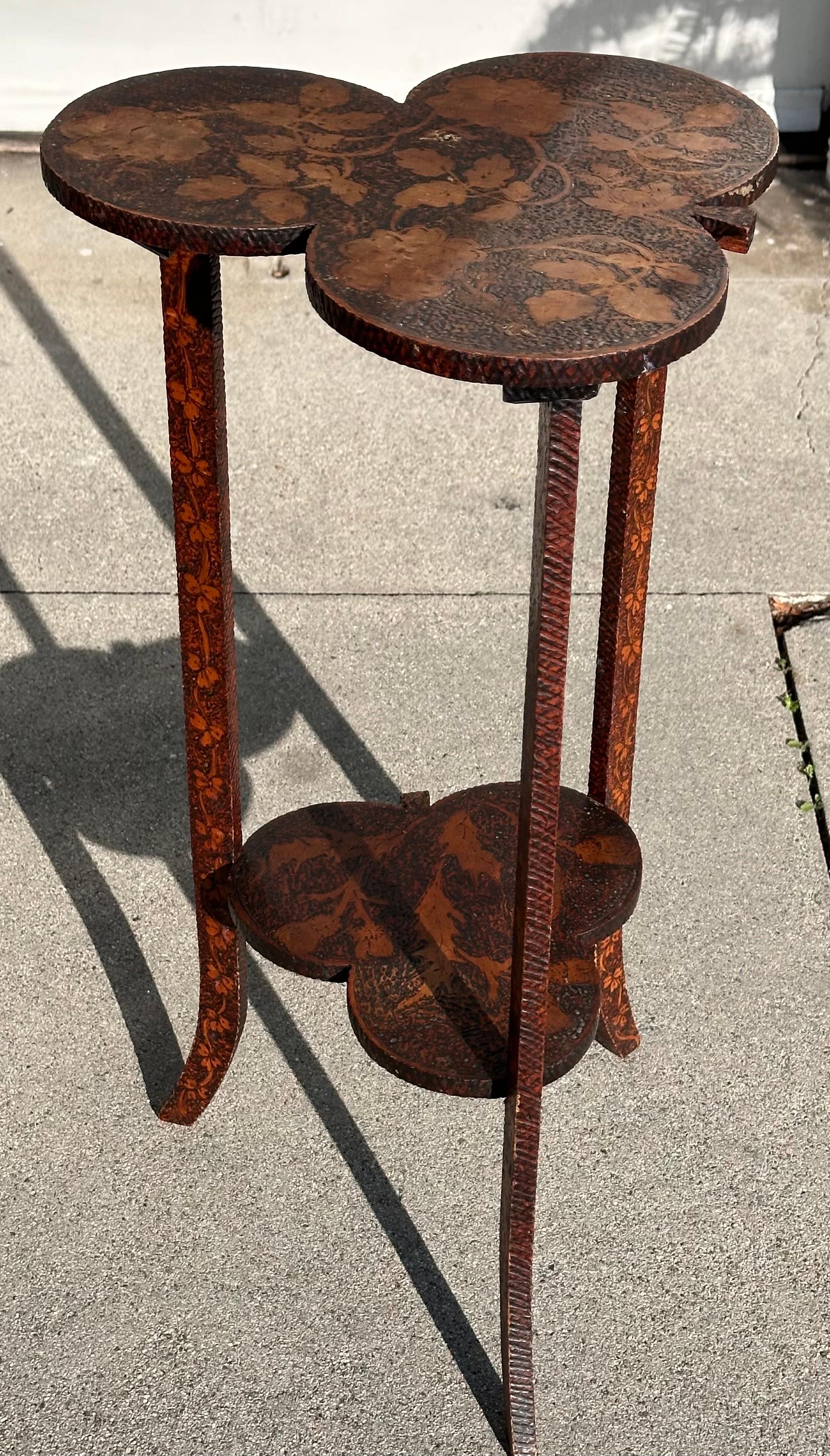 Antique Pyrography Clover Form Two Tiered Side Table In Good Condition In LOS ANGELES, CA