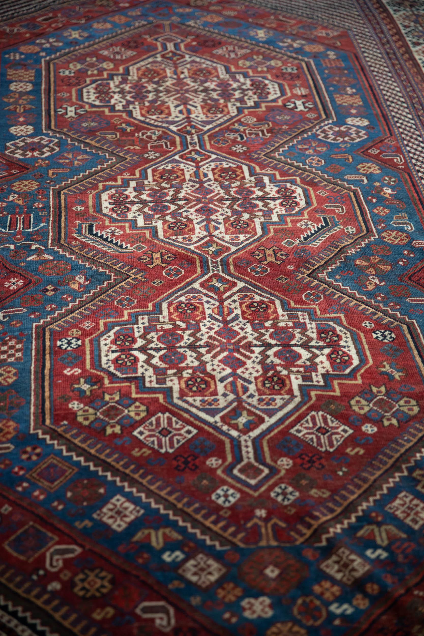 Tapis Qashqai ancien Bon état - En vente à Katonah, NY