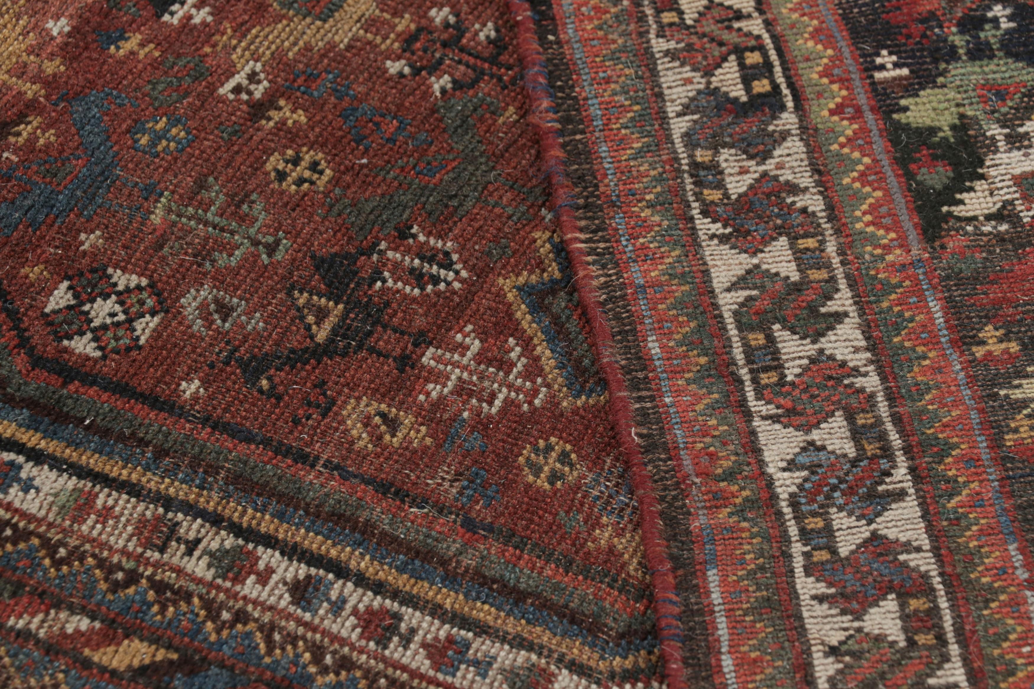 Laine Tapis polychrome Qashqai ancien avec médaillons et photos - Tapis et Kilim en vente
